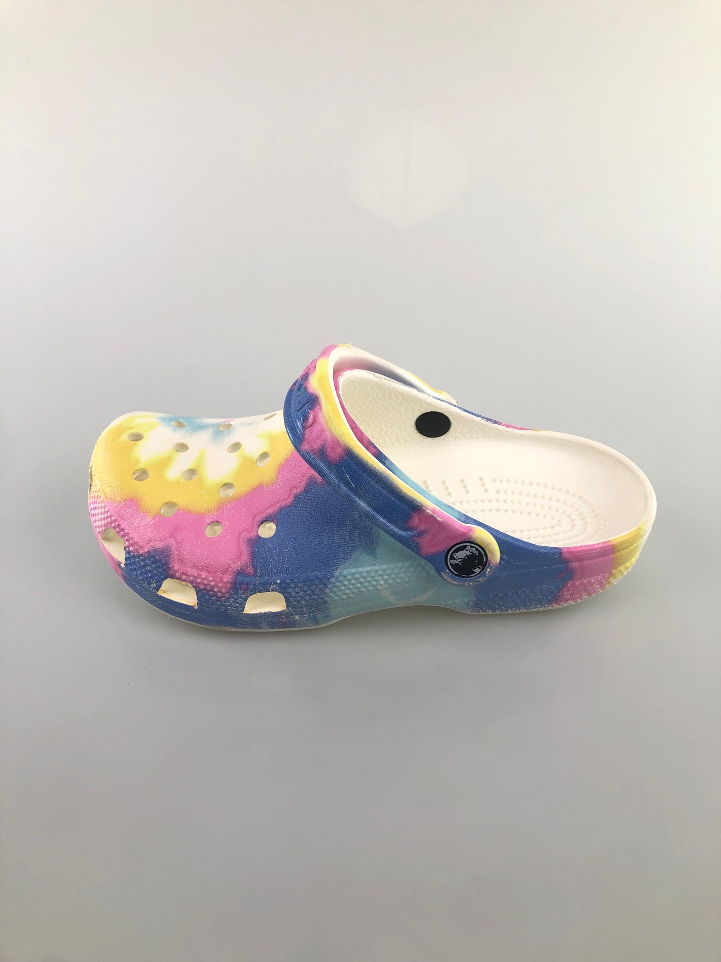 Sandalia Multicolor Crocs