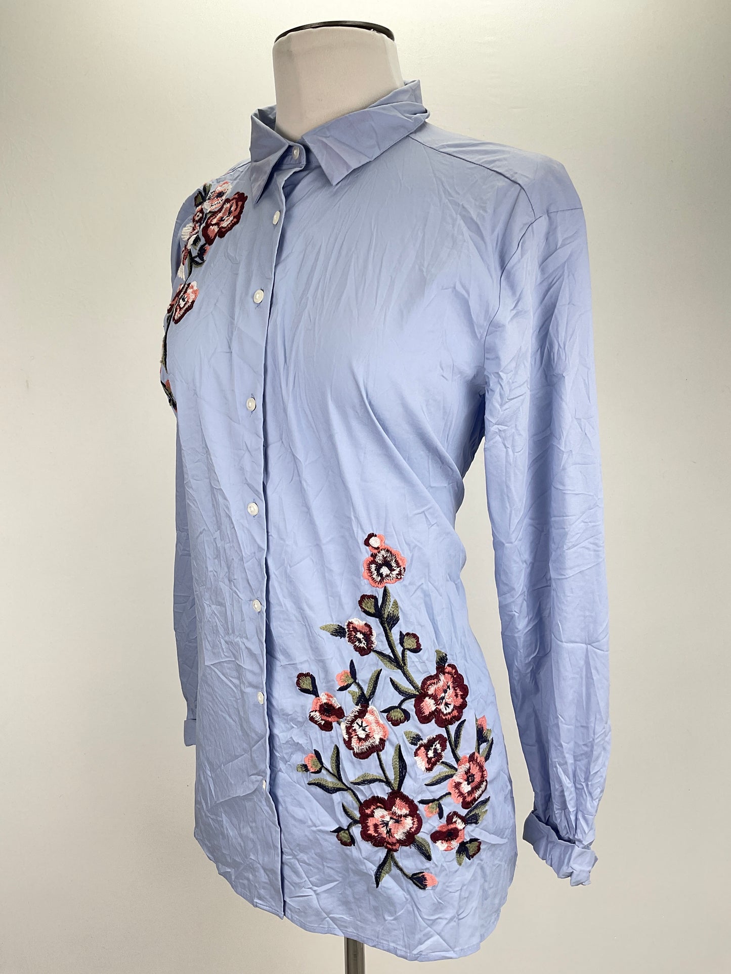 Camisa Azul claro Floral Ann Taylor