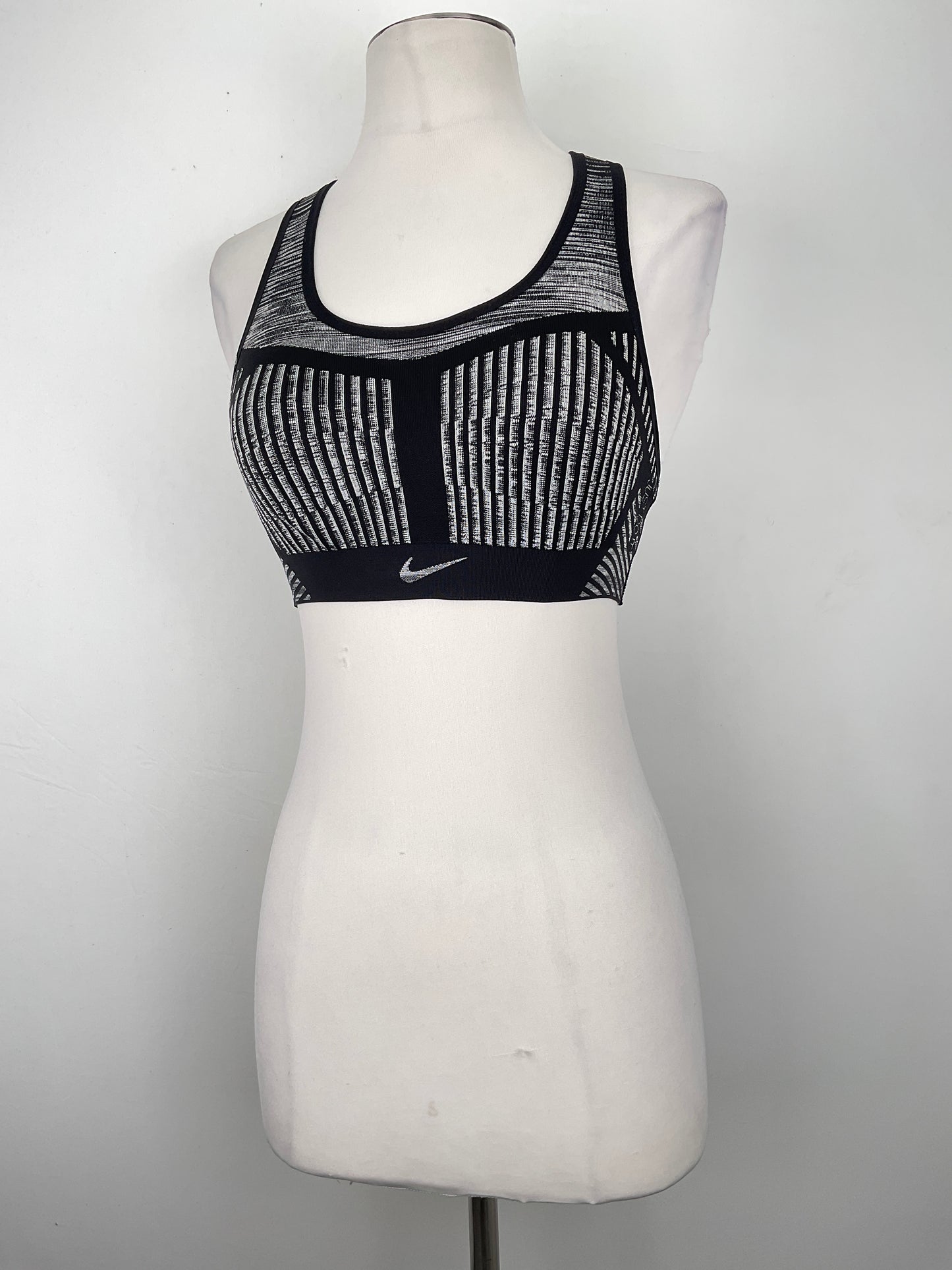 Blusita Negro Deportivo Nike