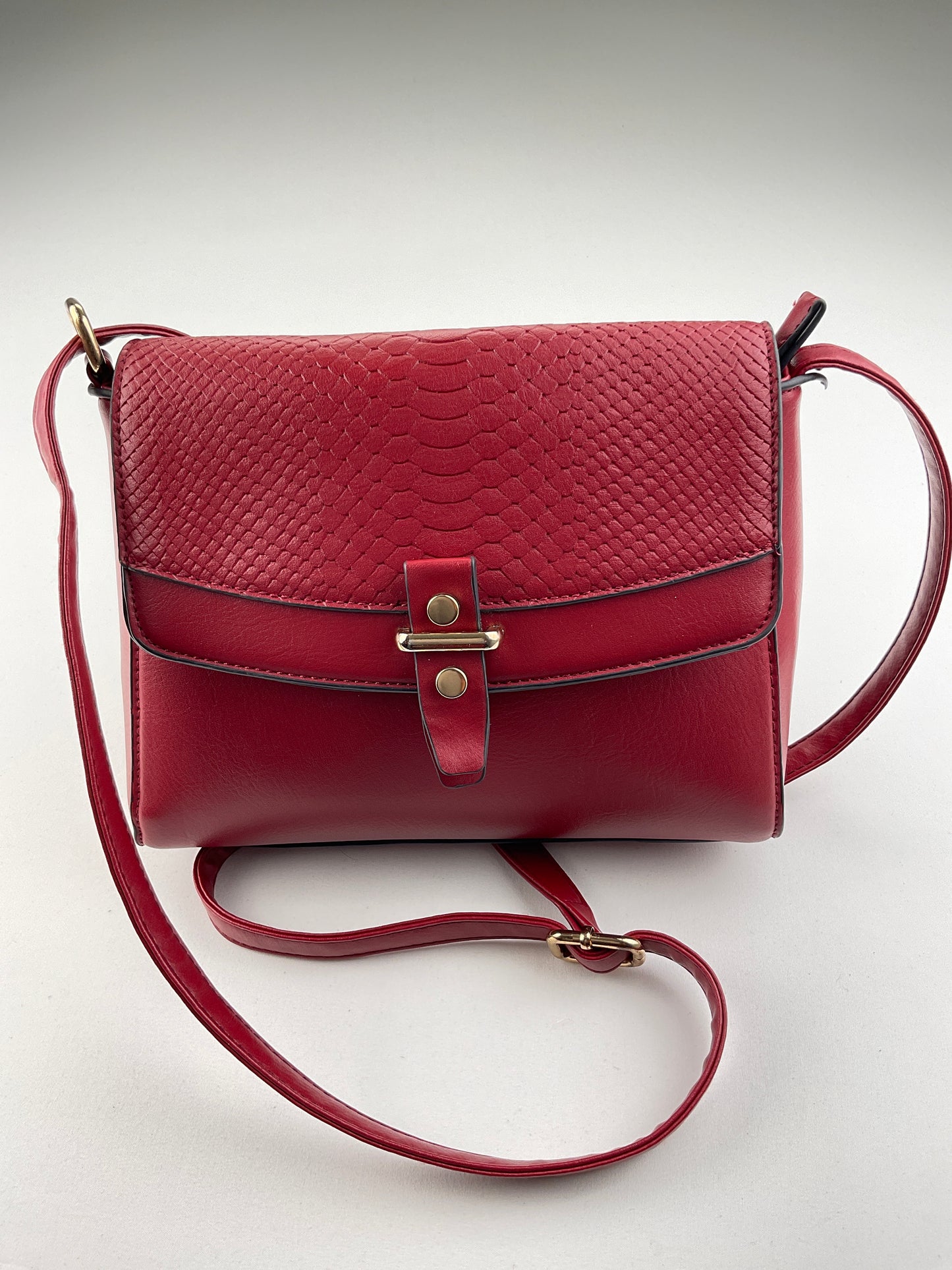 Cartera Rojo vino Variangis