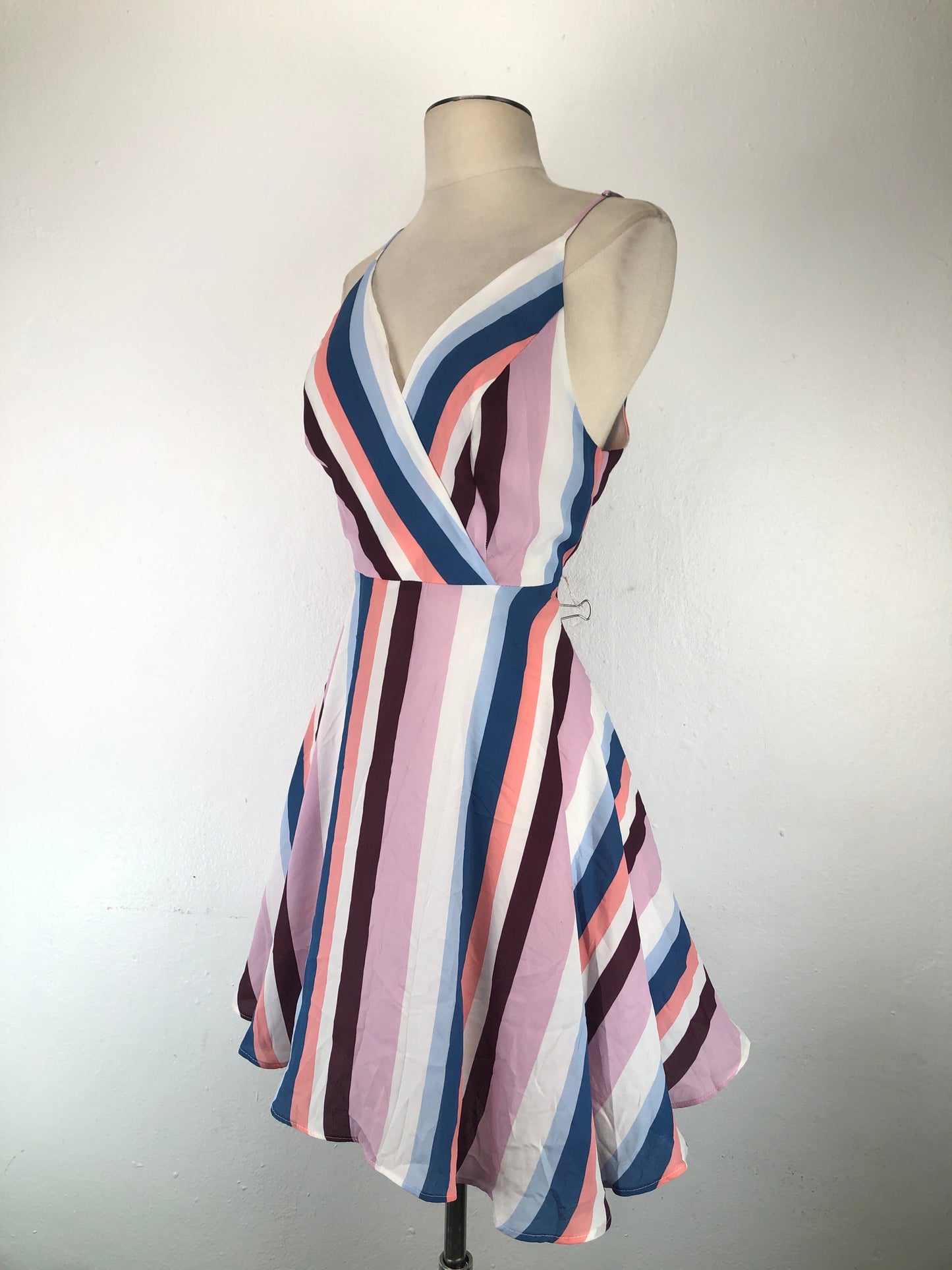 Vestido Multicolor de Rayas Fashion Nova