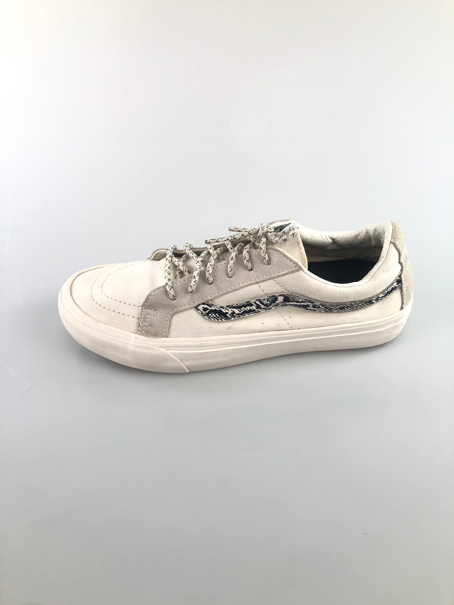 Tenis crema vans