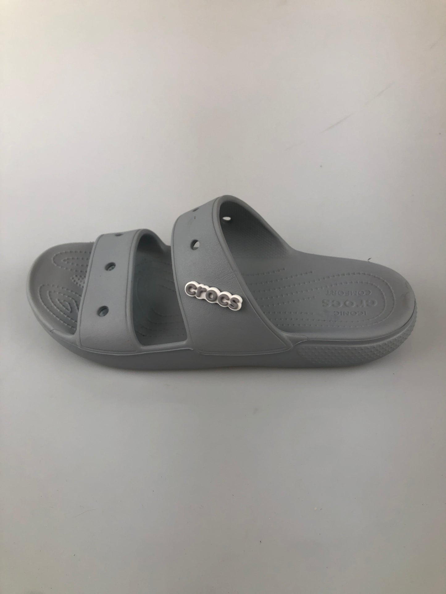 Sandalia Gris Crocs