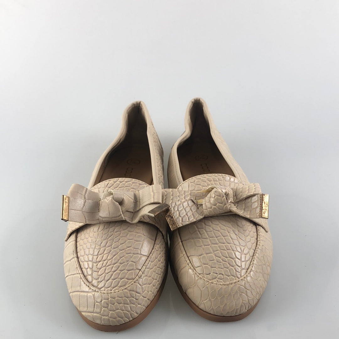 Zapatos Crema Boohoo