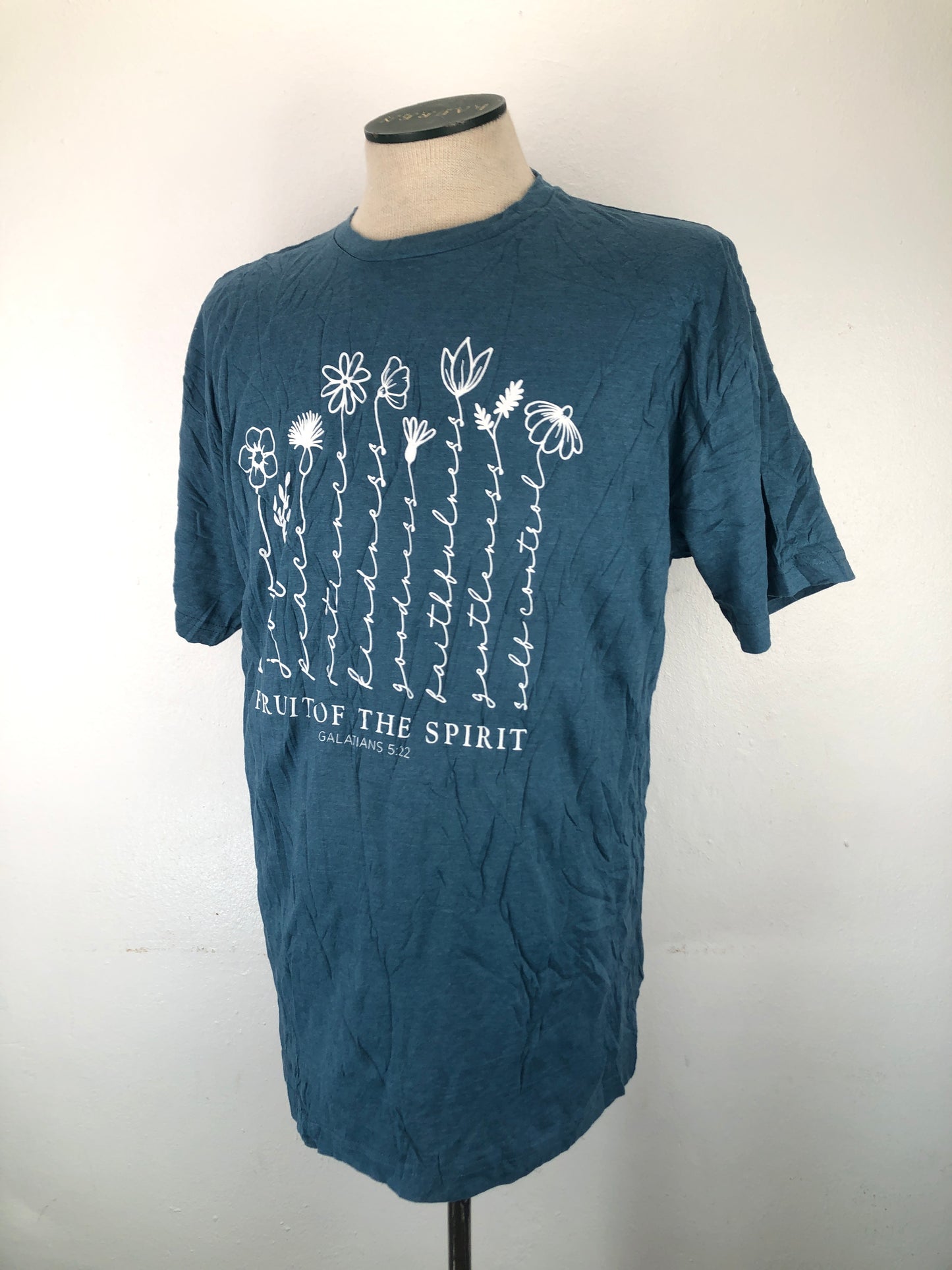 Camiseta Turquesa Love Faith