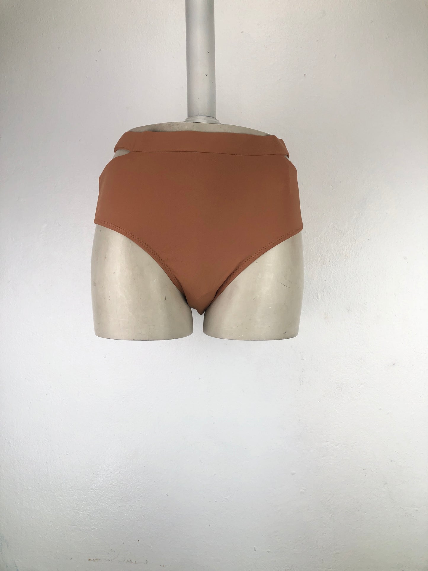 Panti Nude Evya