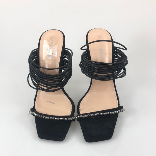 Zapatilla Negro Fashion Nova
