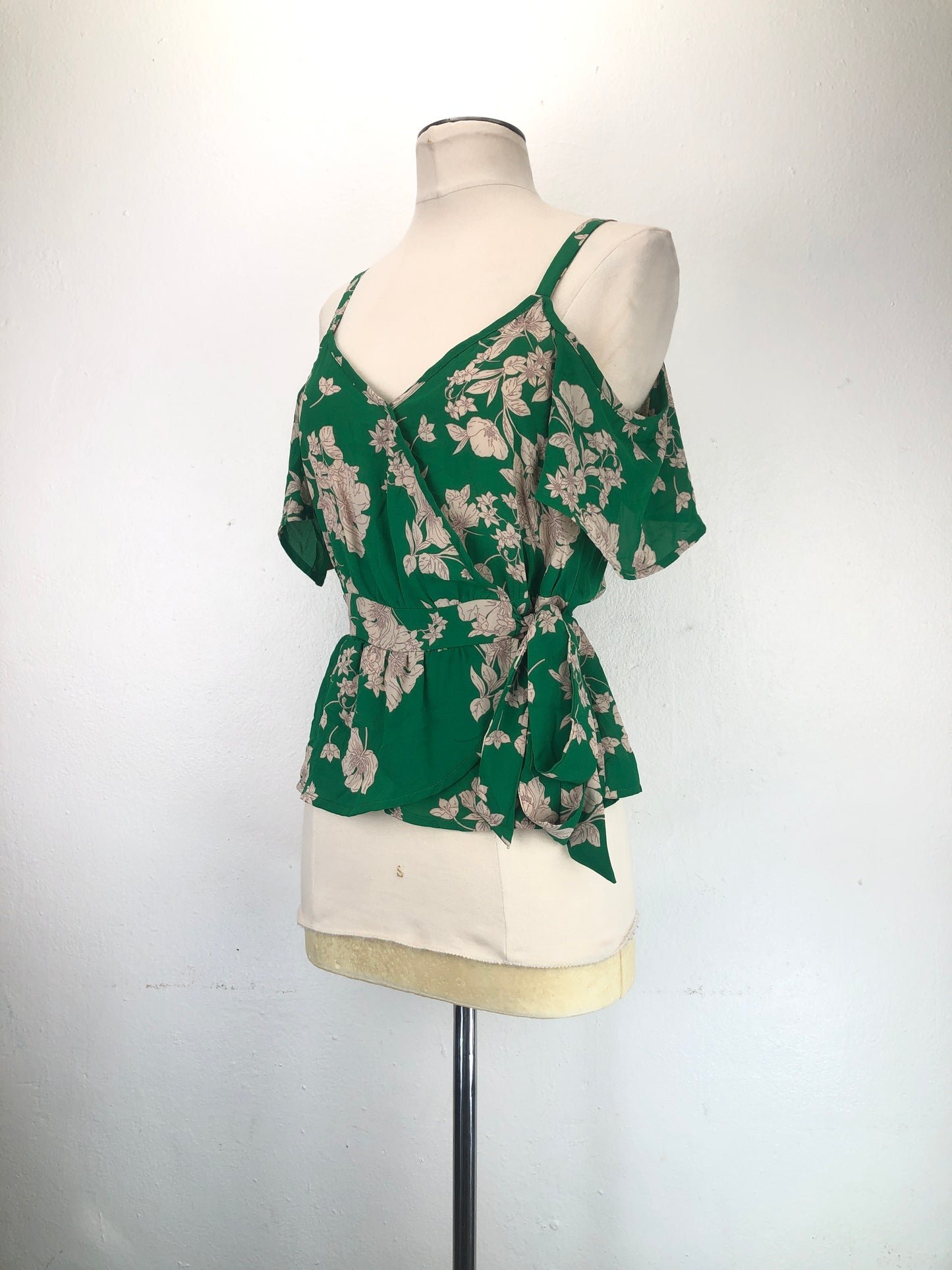 Blusa Verde Floral Sienna Sky