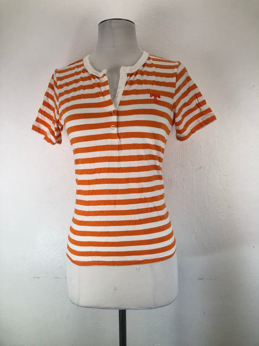 Camiseta Naranja de Rayas Collegiate Collection