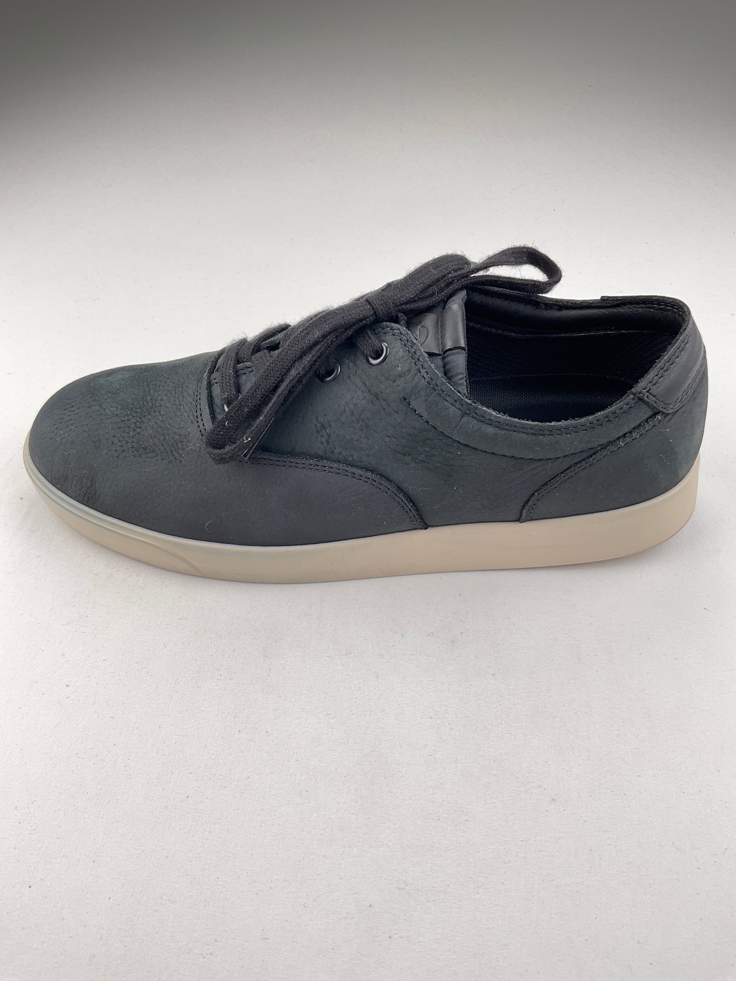 Tenis Negro Ecco
