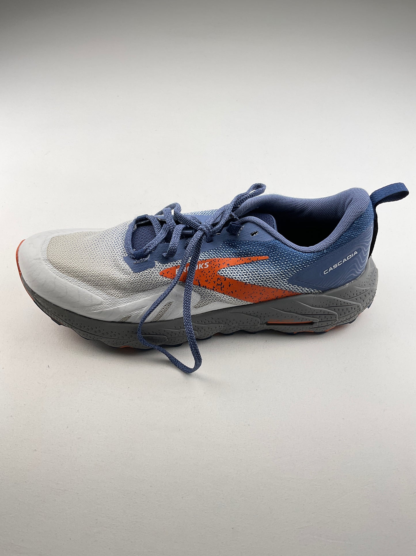 Tenis Multicolor Deportivo Brooks