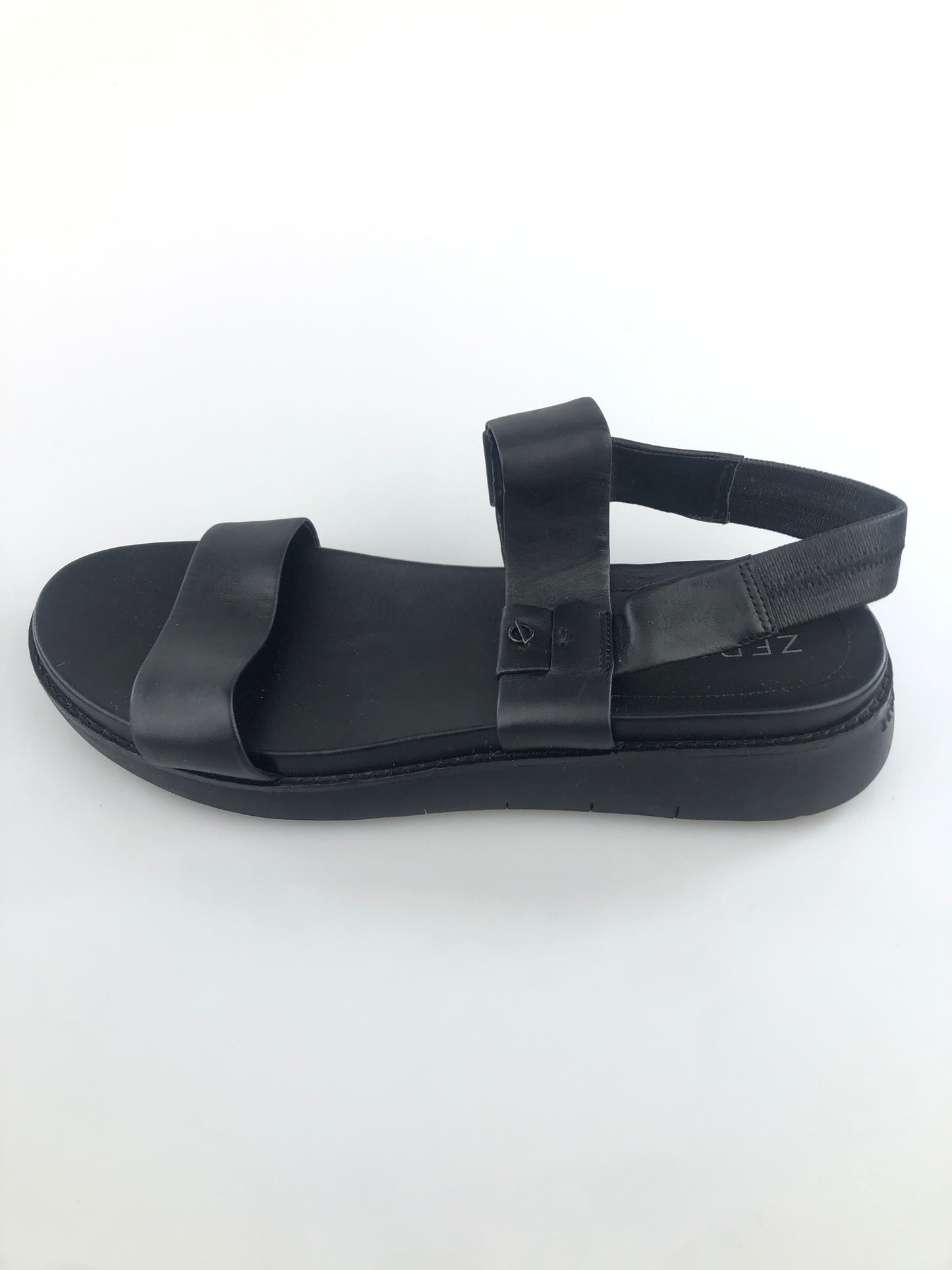 Sandalia Negro Zero Grand