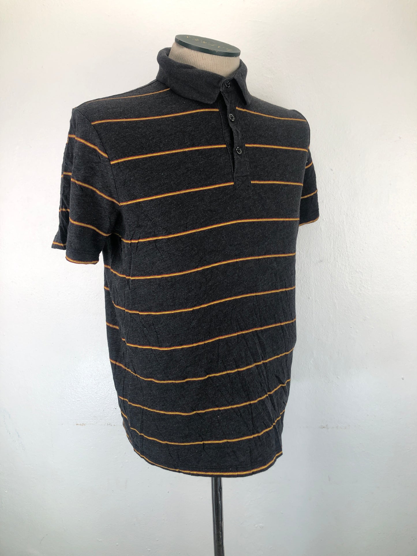Camiseta Gris de Rayas Ccs