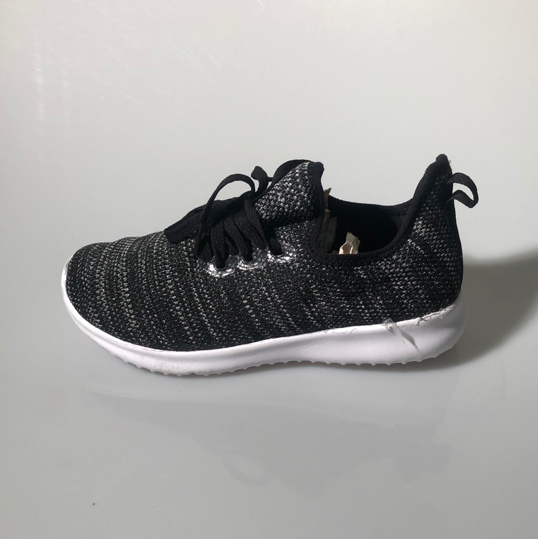 Tenis Negro