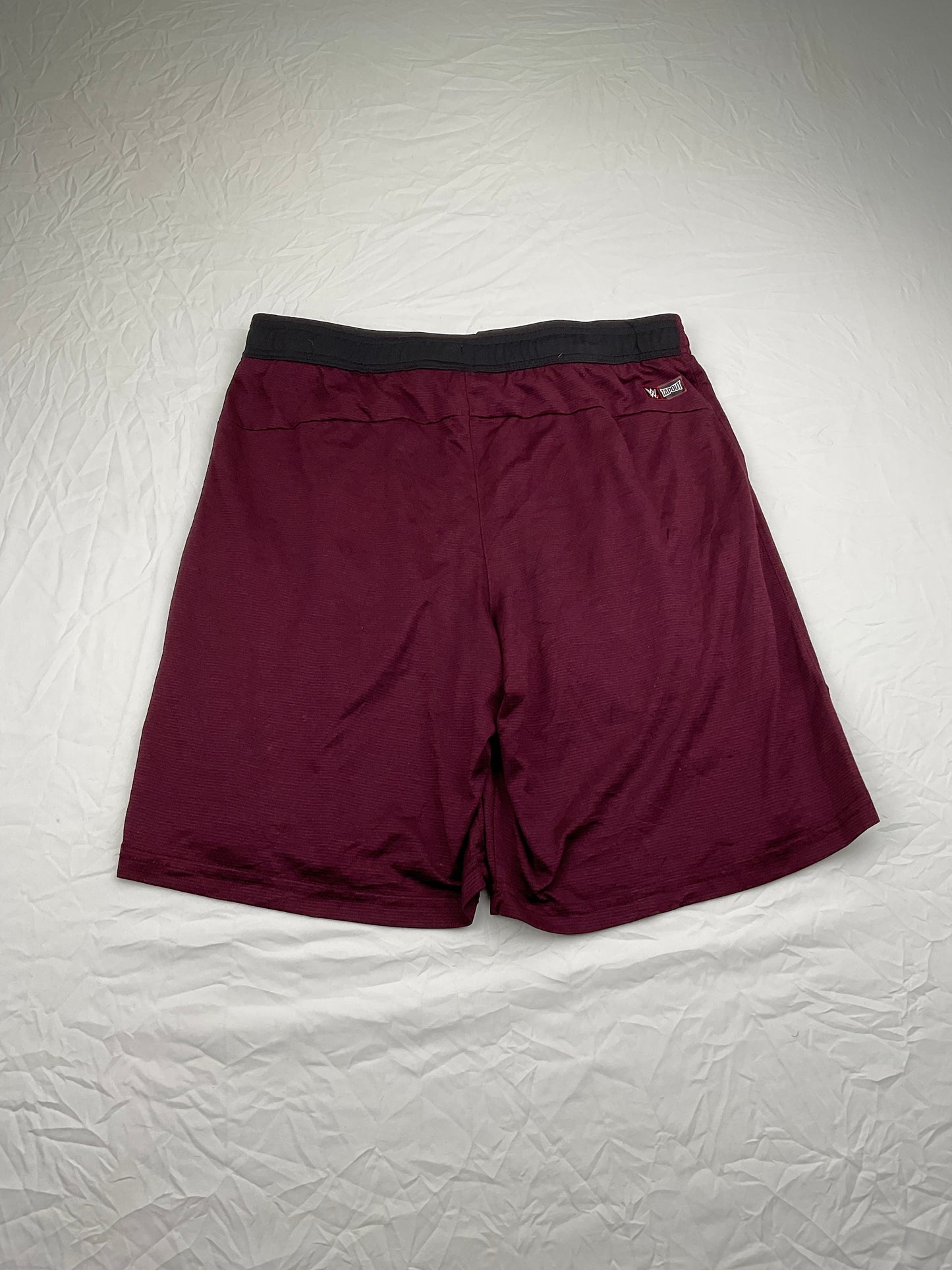 Short Rojo vino Deportivo Tapout