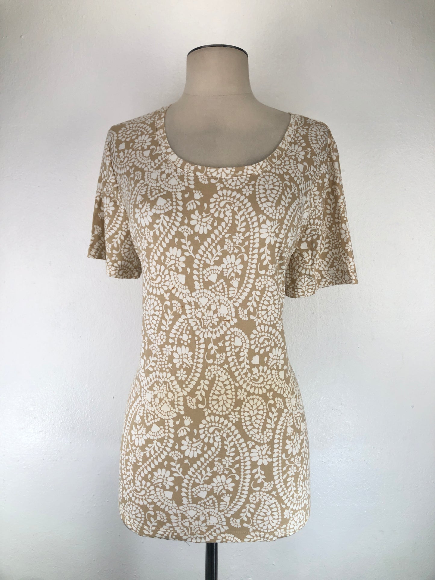 Blusa Crema de Flores White Stag