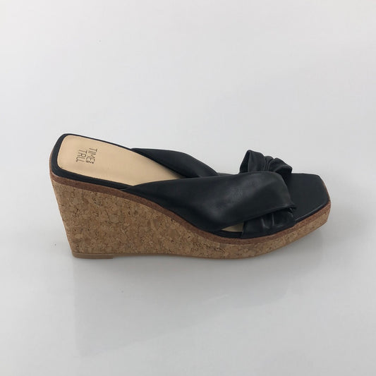 Zapatilla Negro Time and Tru