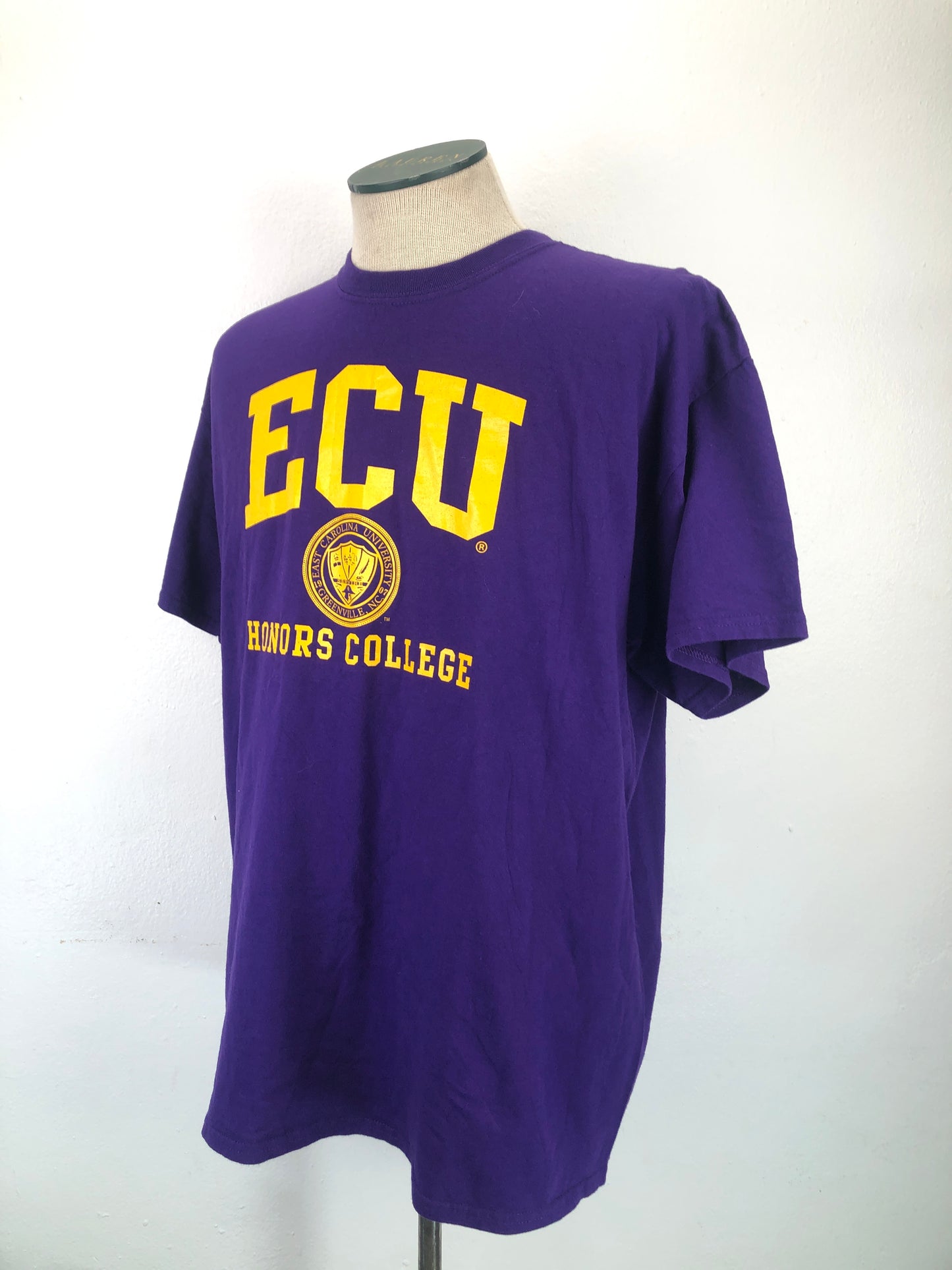 Camiseta Morado Gildan