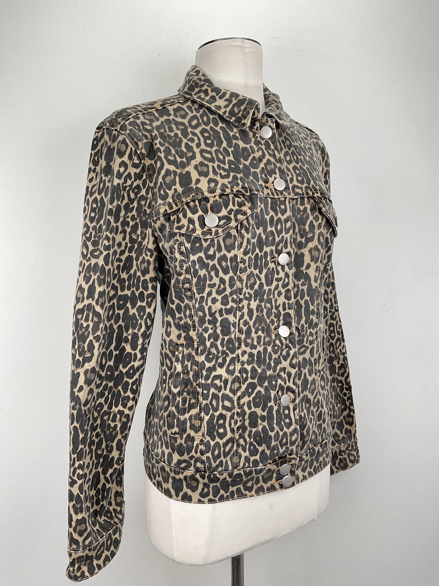 Chaqueta Animal Print Boston Proper
