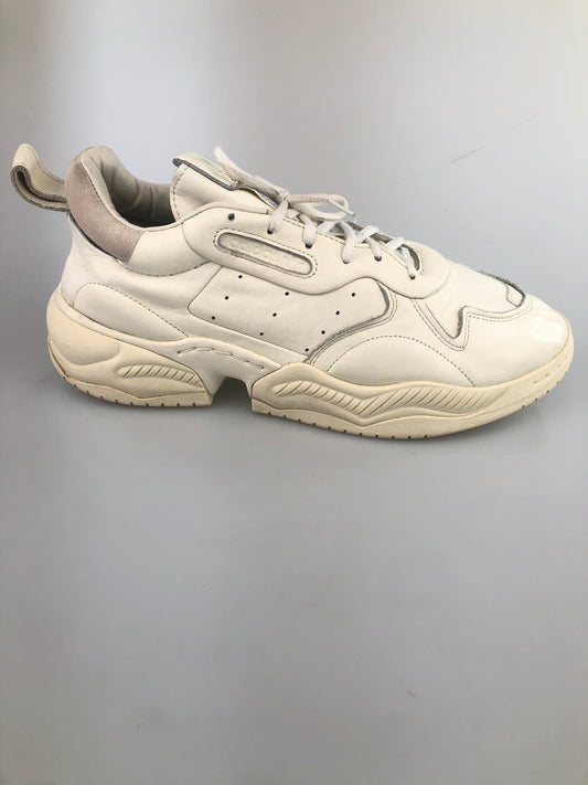 Tenis Crema Deportivo Adidas