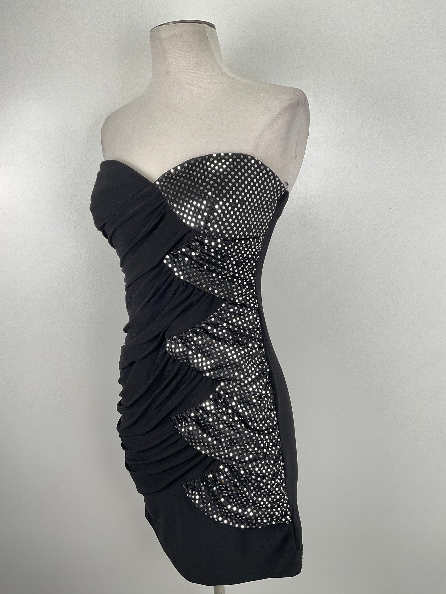 Vestido Negro Debrillo Asu U Wish