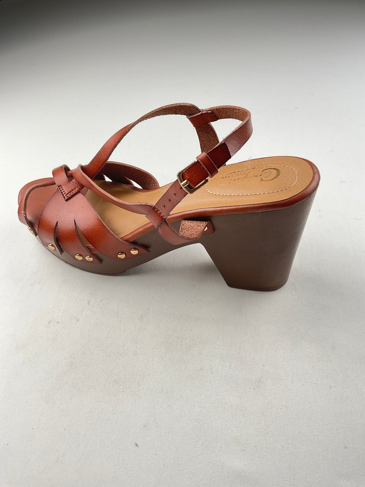 Zapatilla marónn Comfort