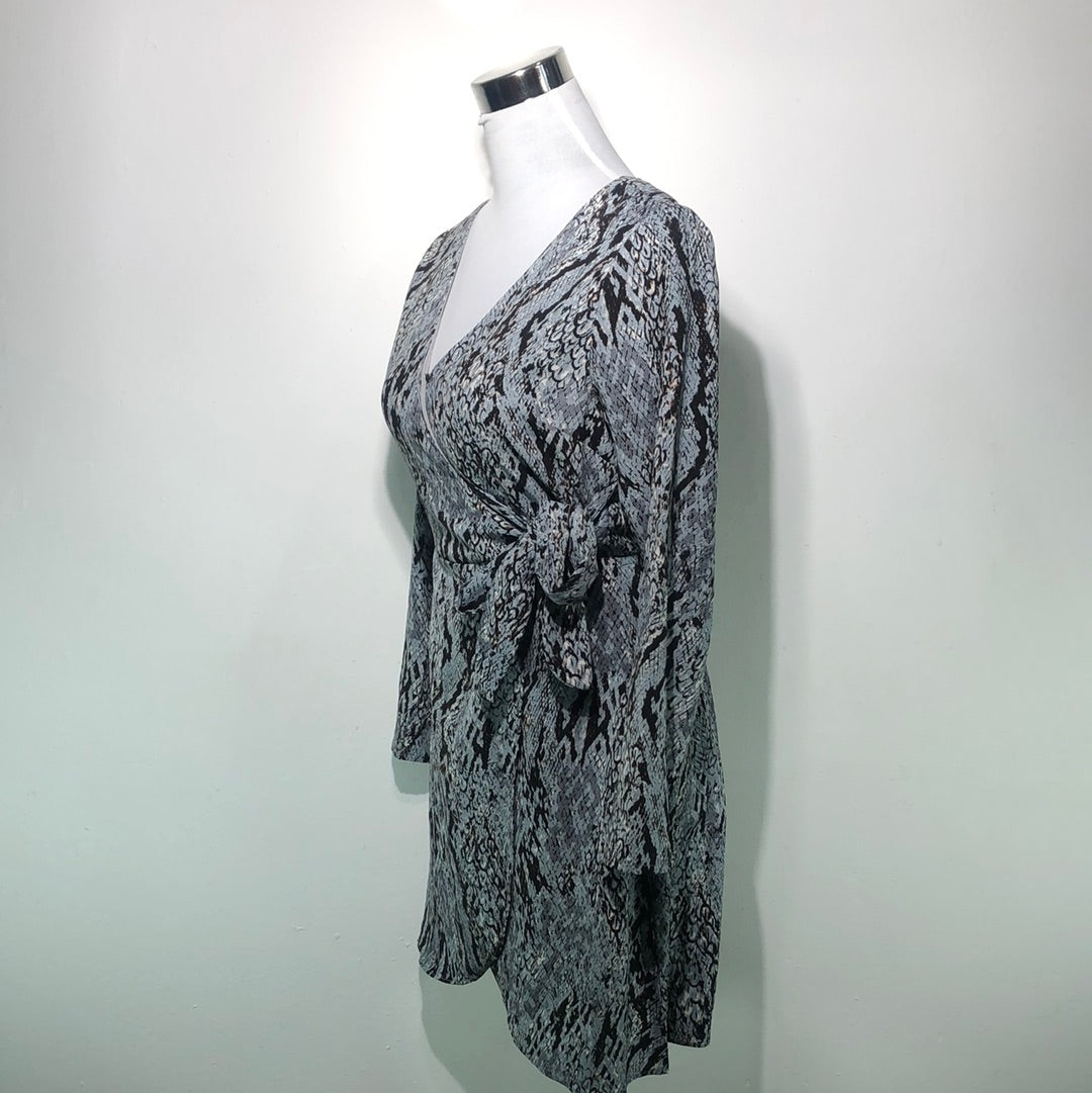 Vestido Gris Skies Are Blue