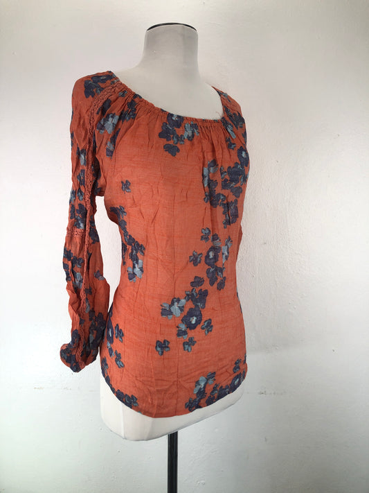 Blusa Naranja Floral Zac Rachel