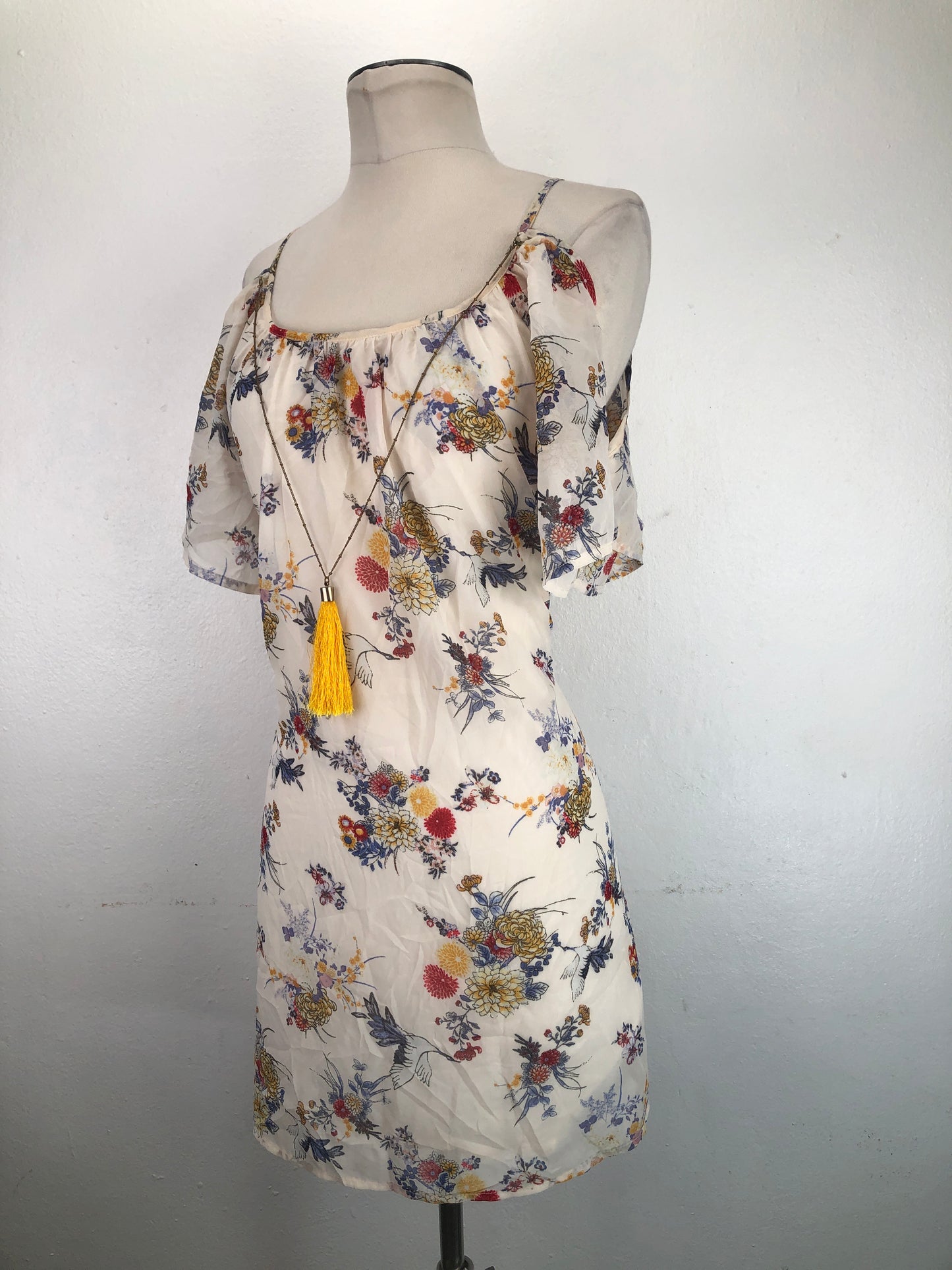 Vestido Crema Floral Bailey Blue