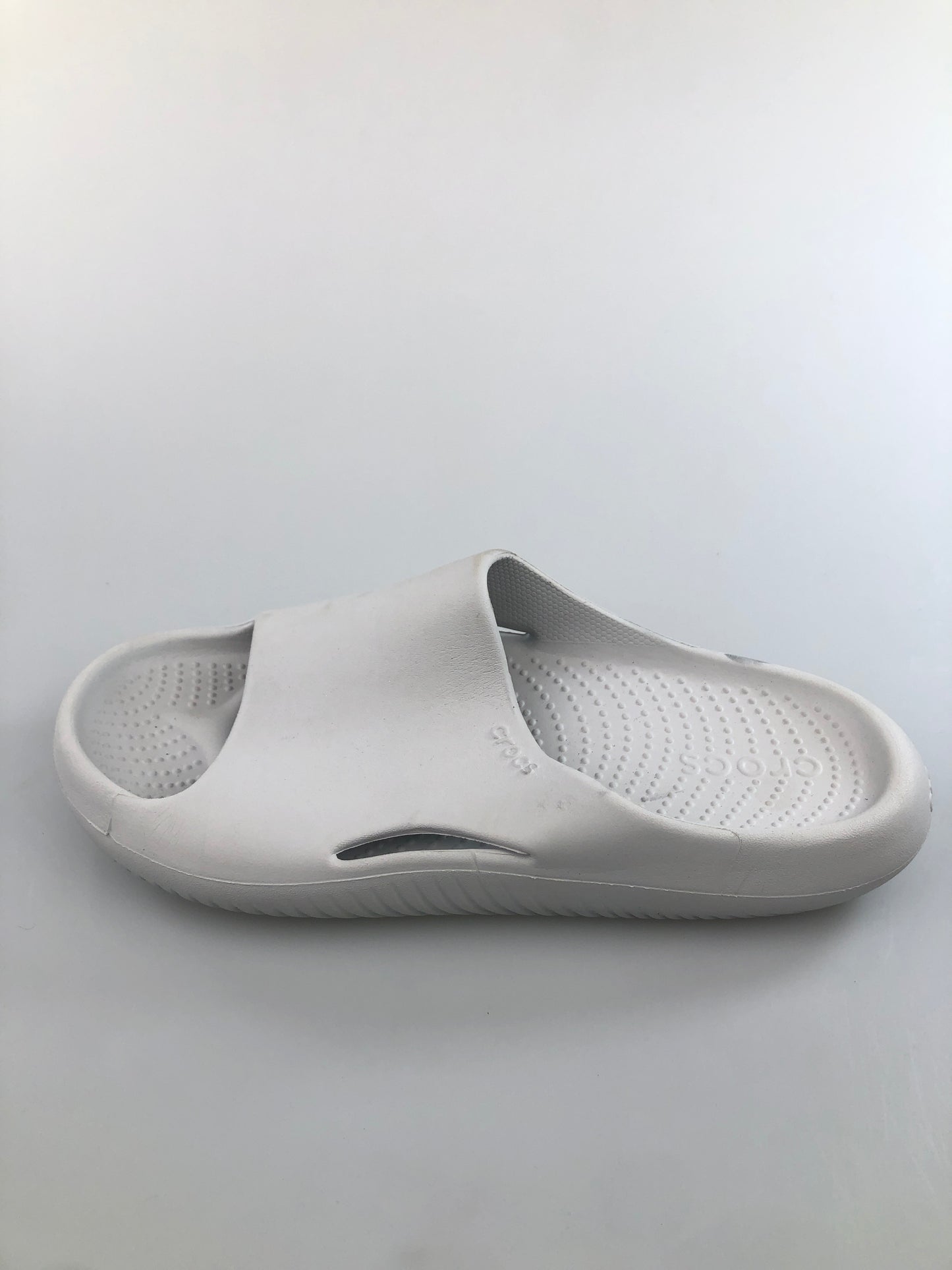 Sandalia Gris Crocs