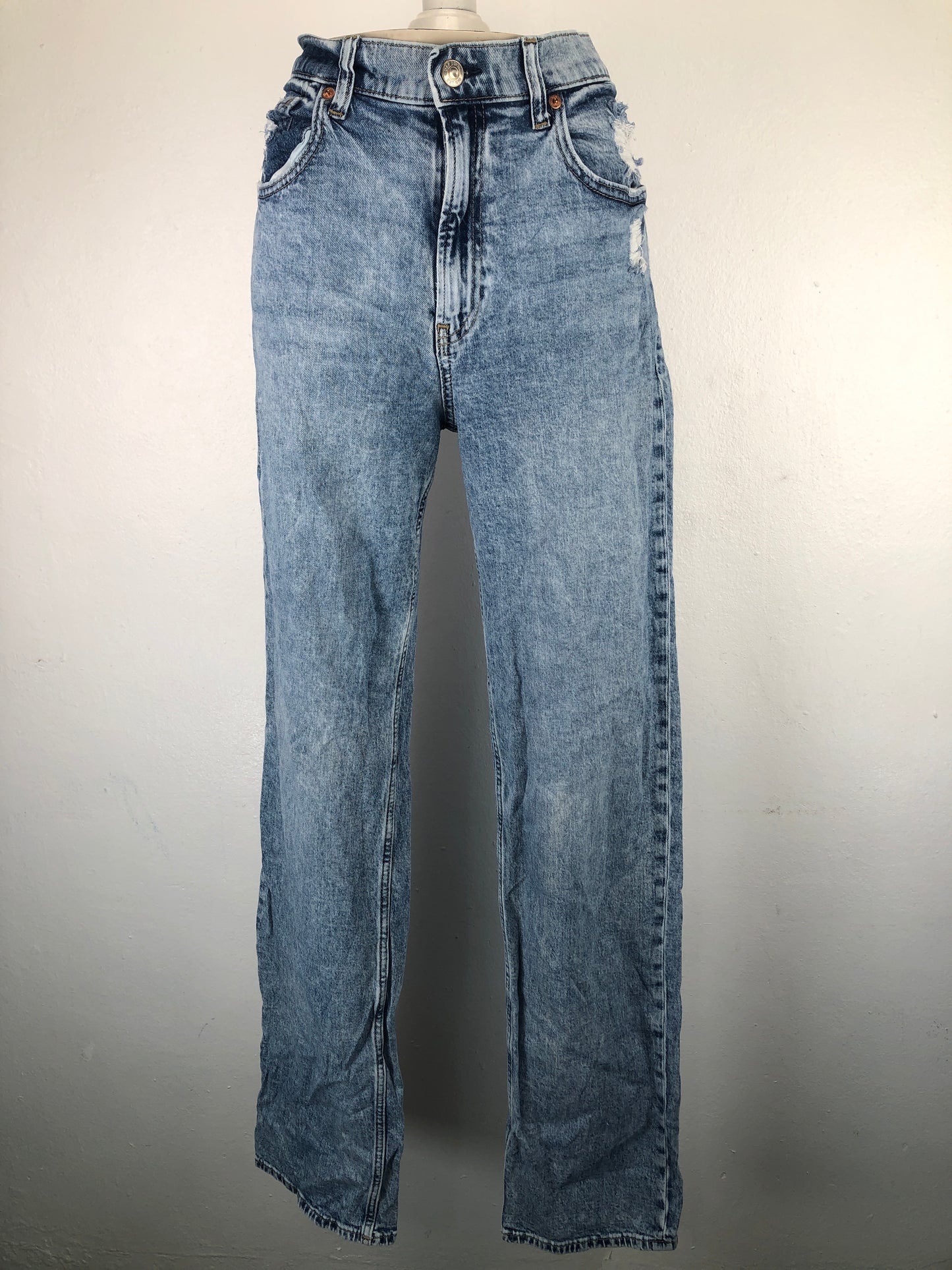 Pantalon Azul claro Mom Jeans Gap