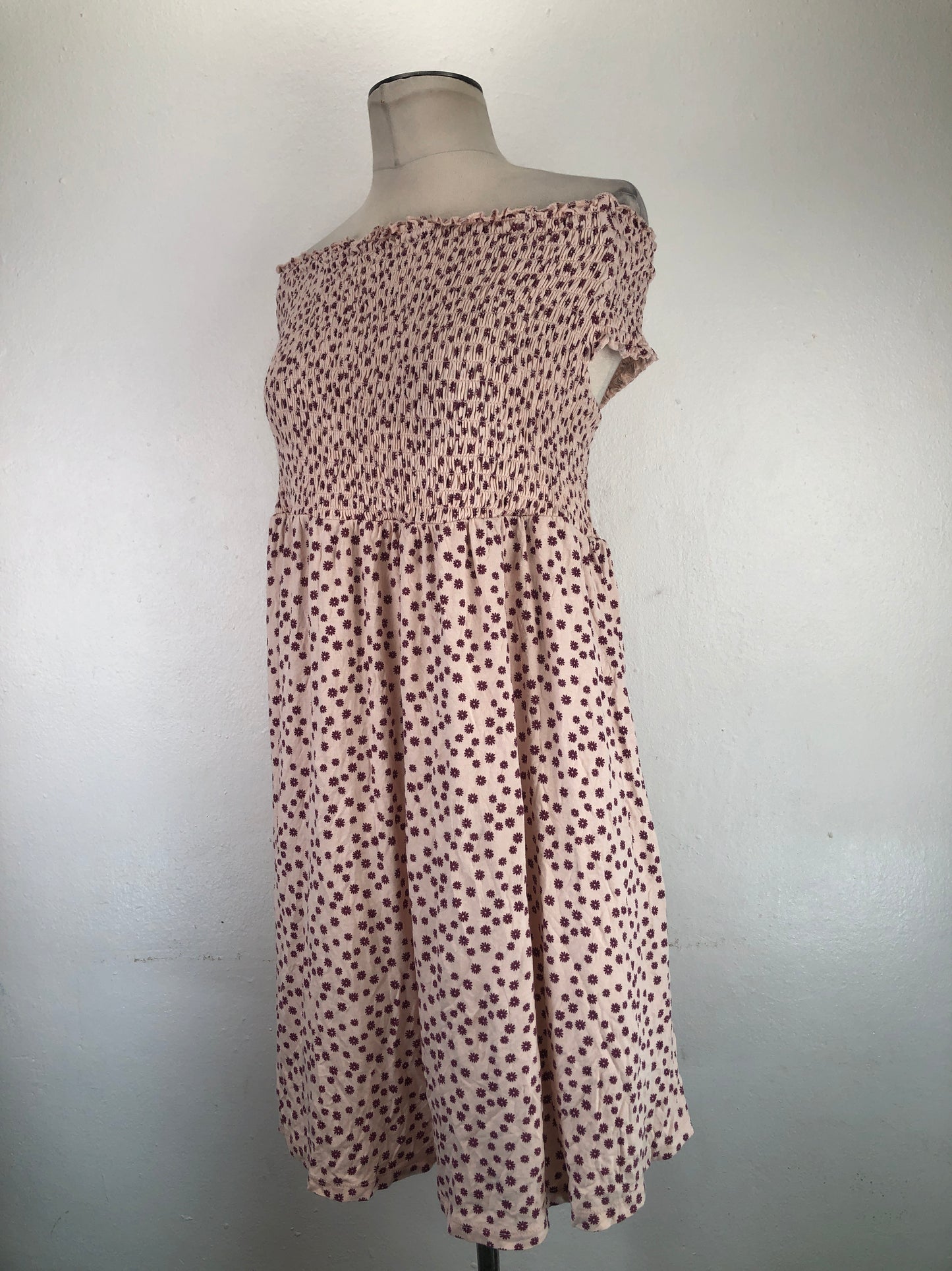 Vestido Nude Floral Forever 21