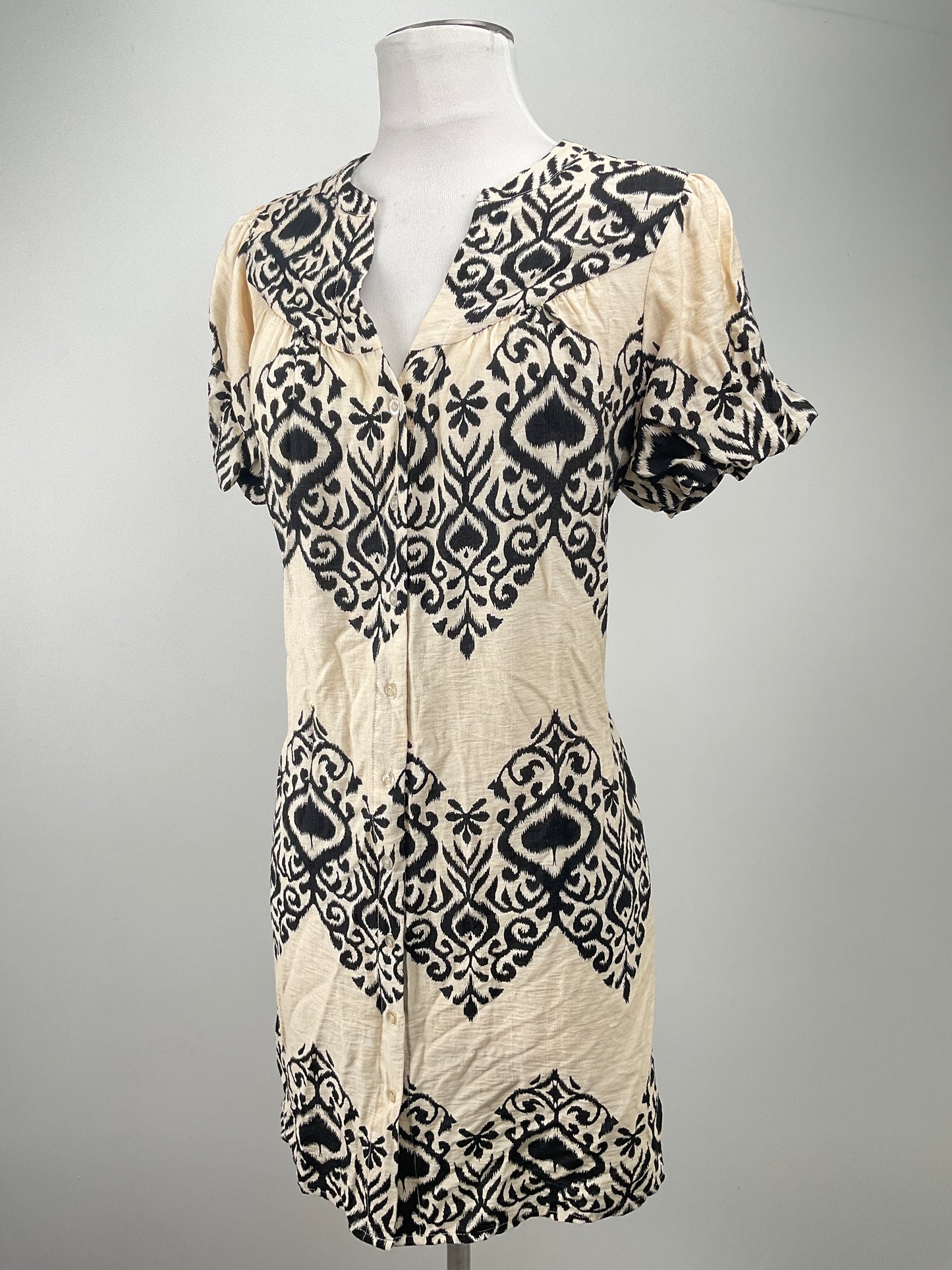 Vestido crema Floral Gigio