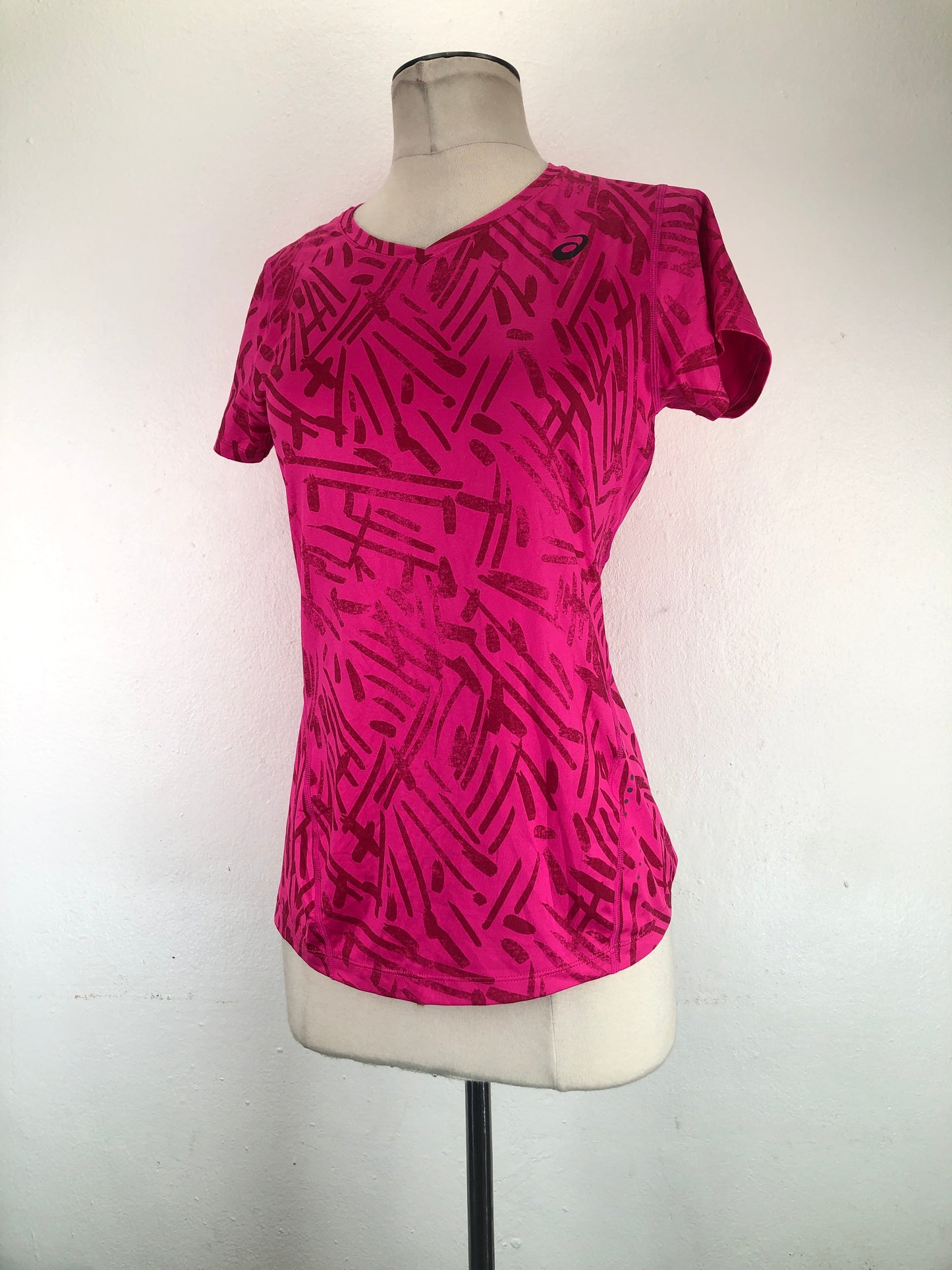 Camiseta Rosado Deportivo Asics