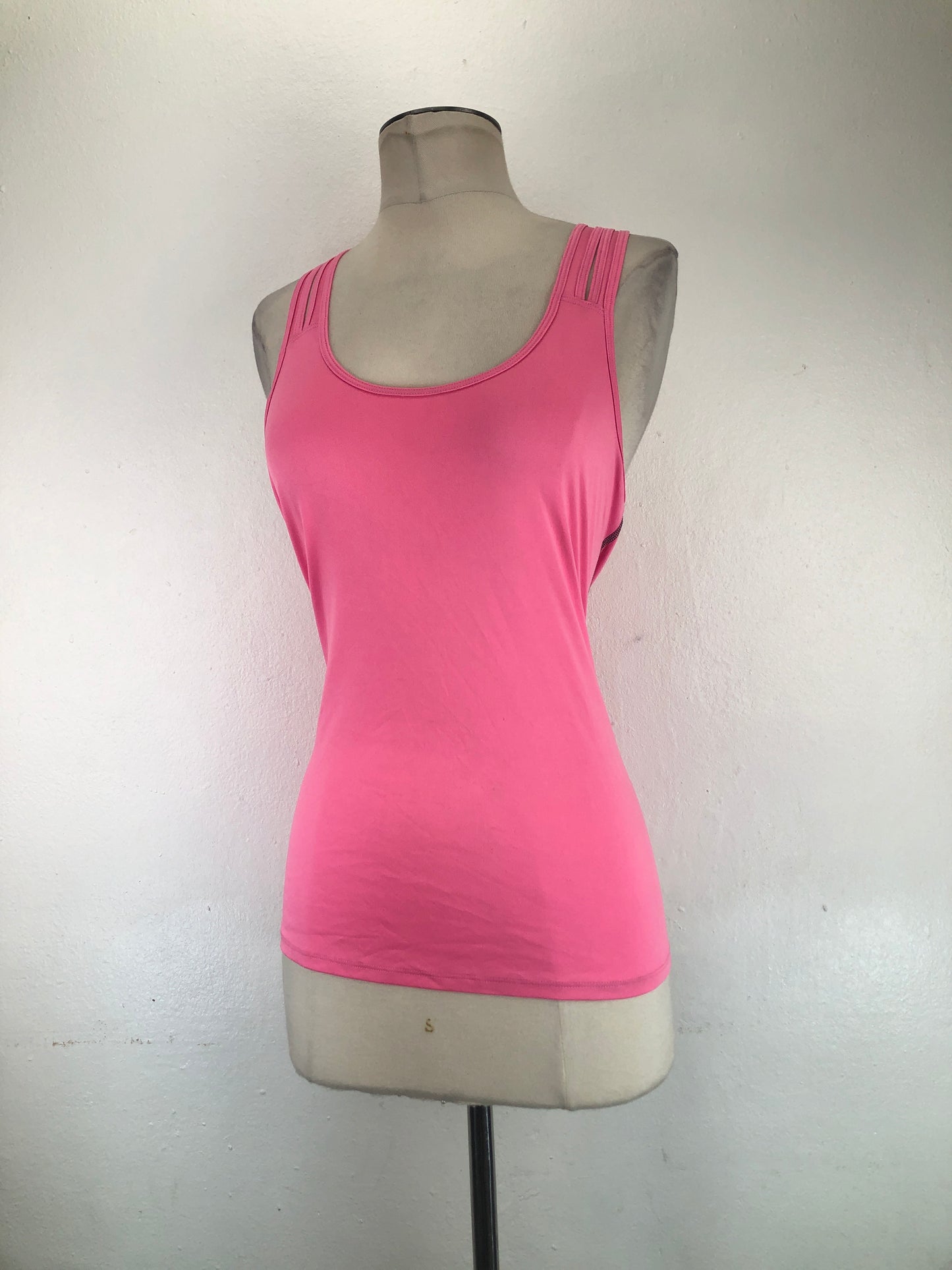 Blusa Rosado Deportivo Avia