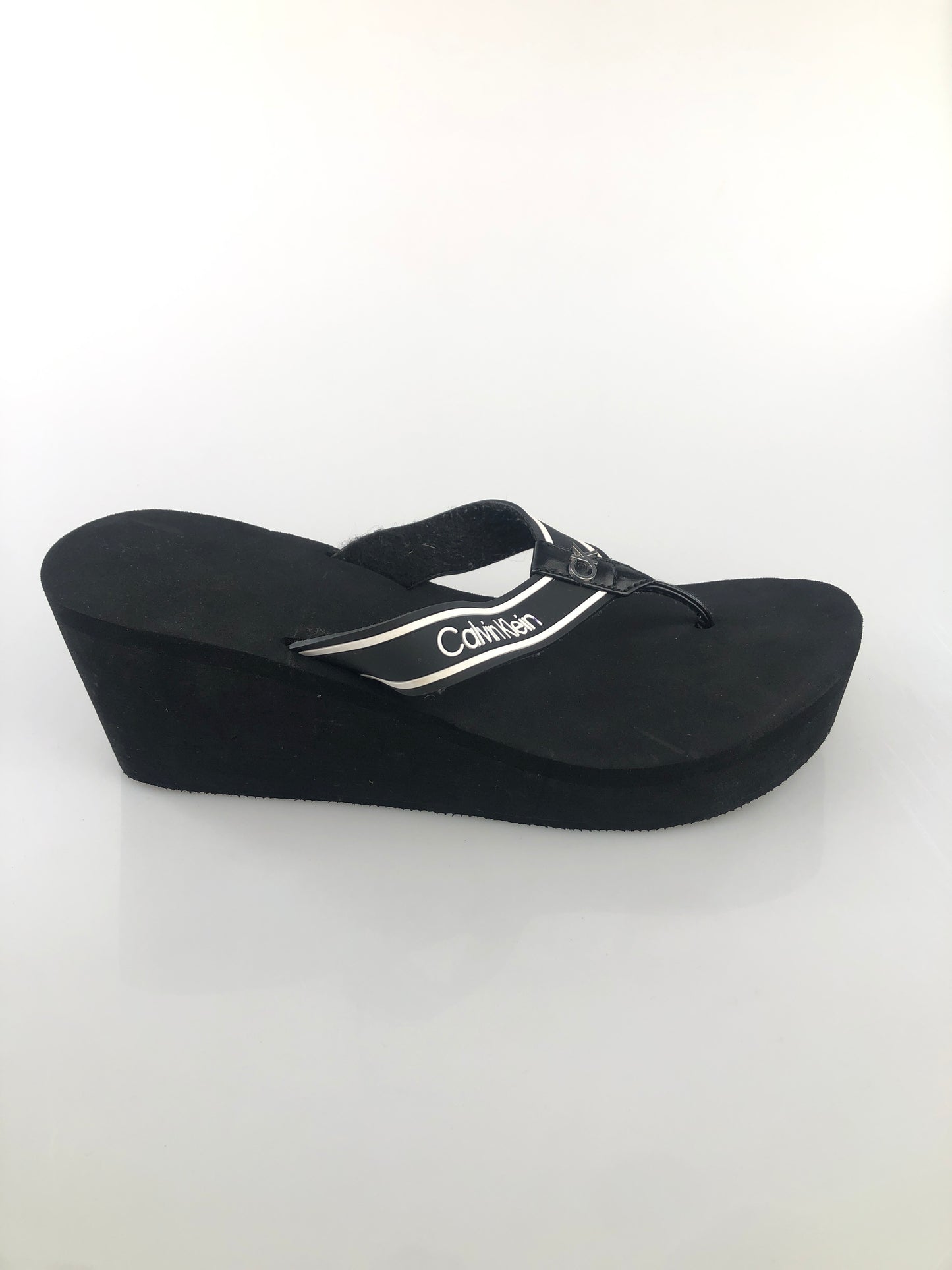 Sandalia Negro Plataforma Calvin Klein