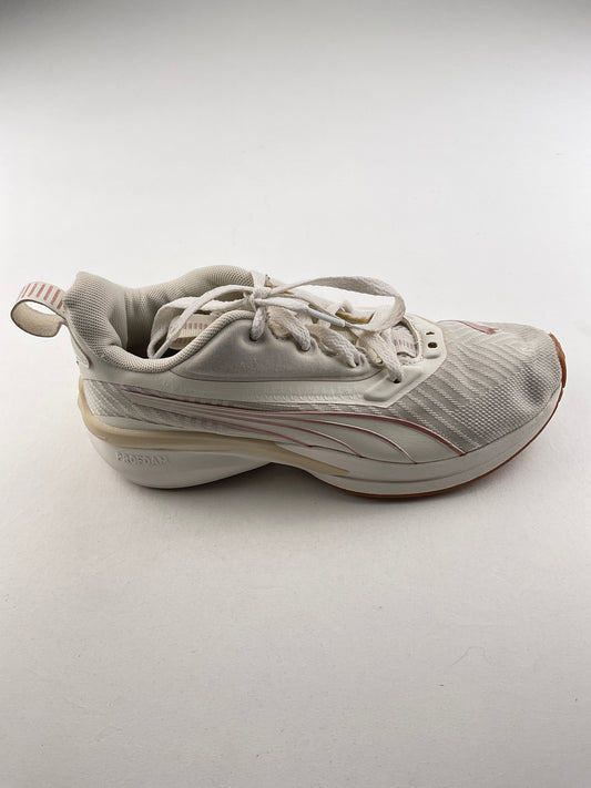 Tenis Crema Deportivo Puma
