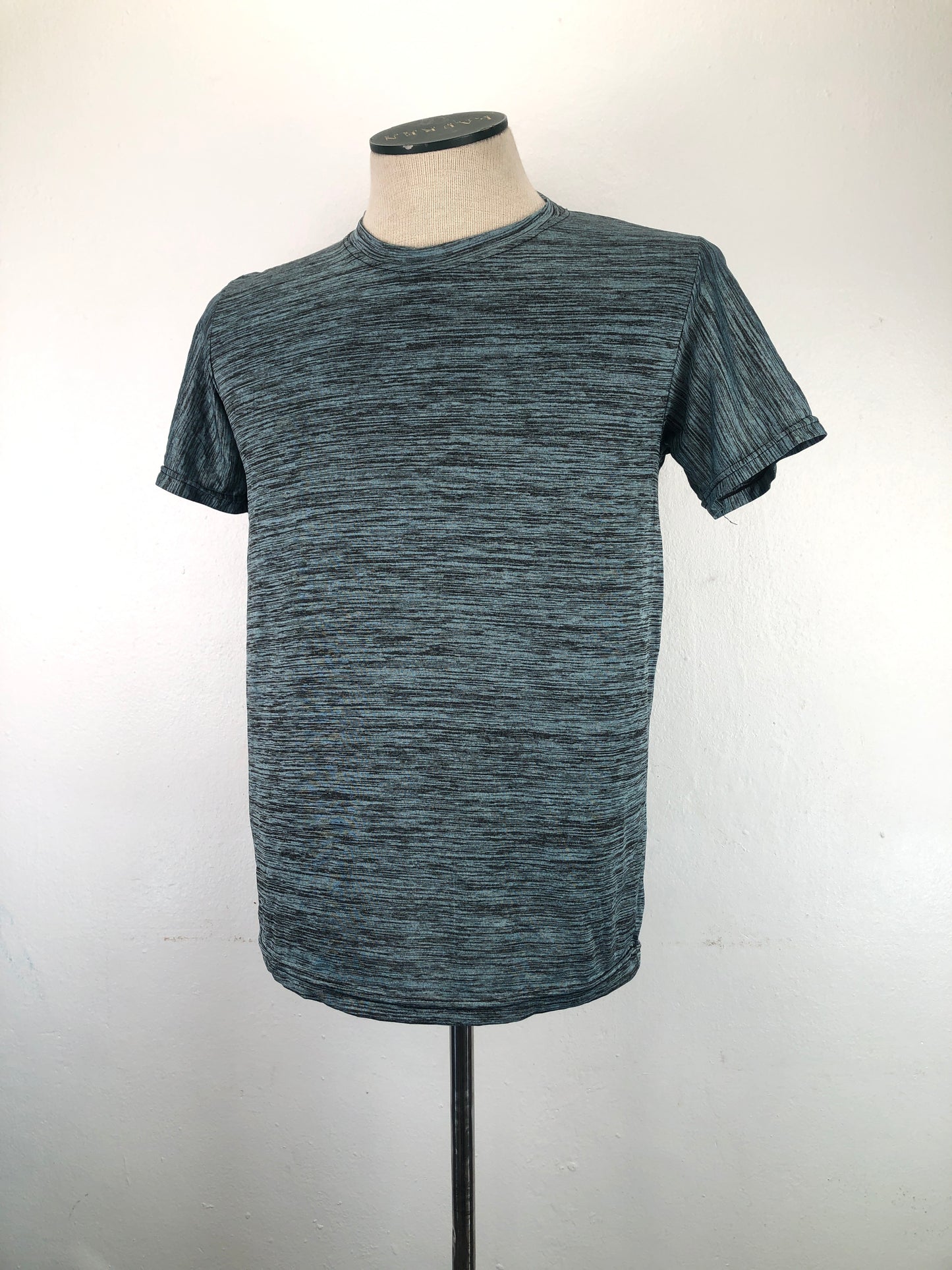 Camiseta Gris Deportivo Real Essentials