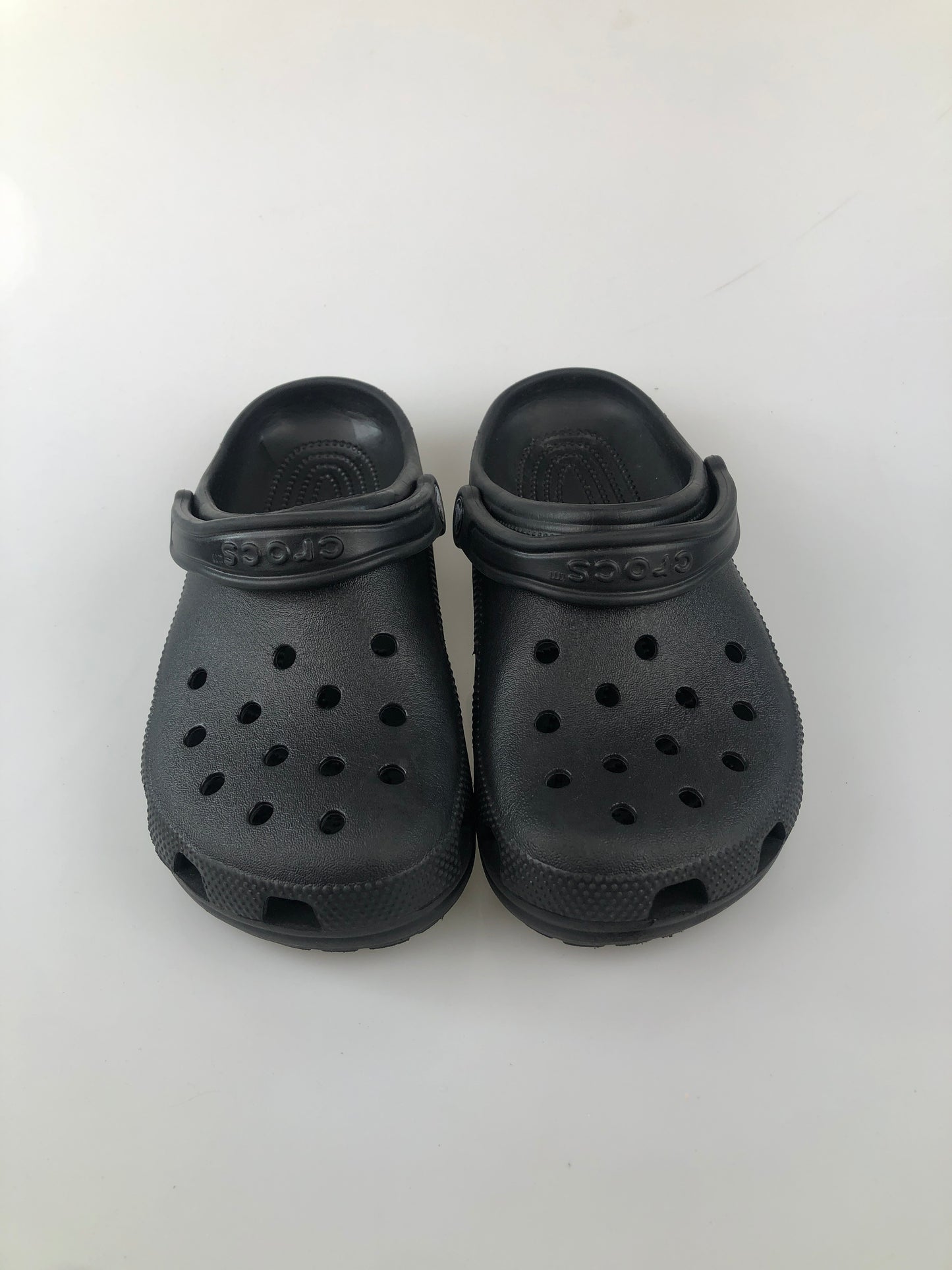 Sandalia Negro Crocs