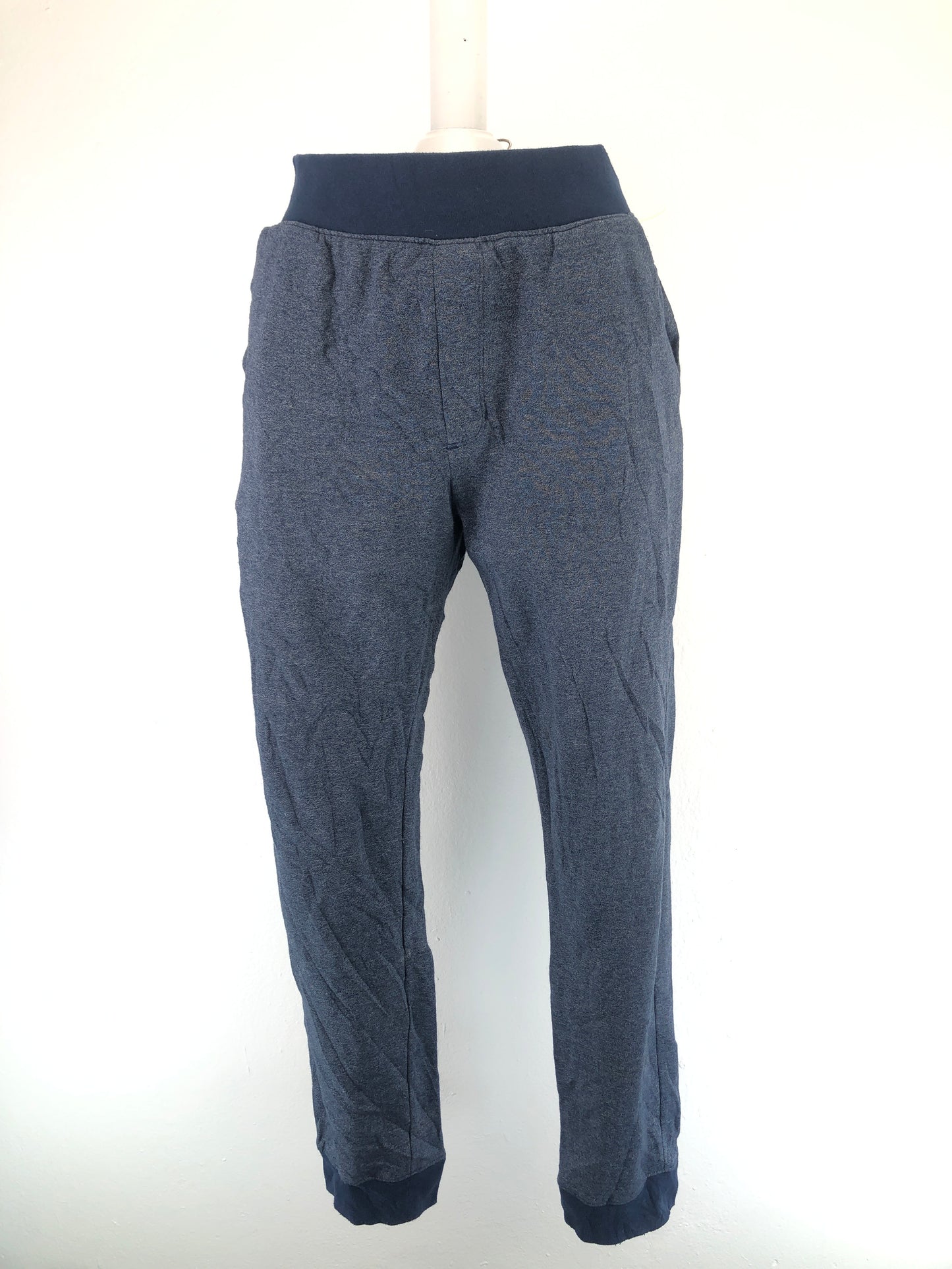 Joggers Azul Marino Alethtic