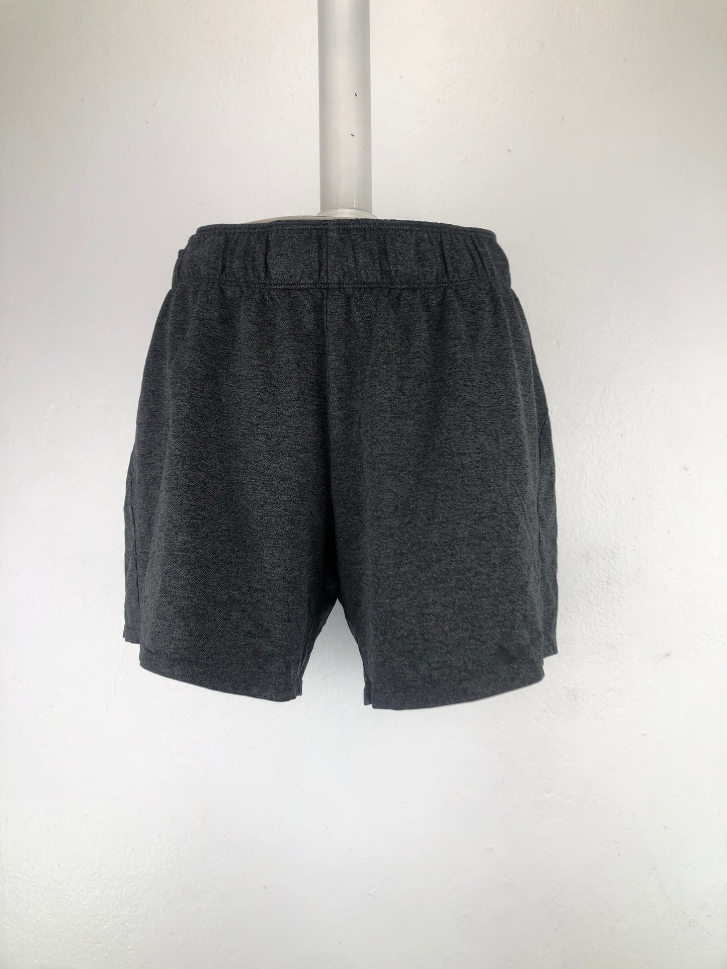Short Gris Nike