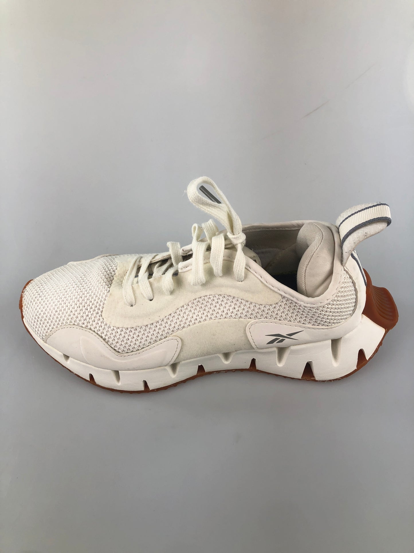 Tenis Beige Deportivo Reebok