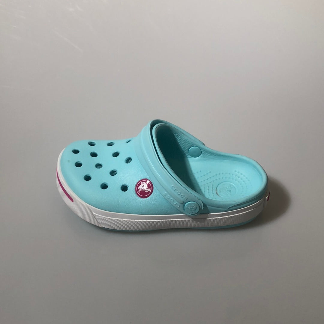 Crocs azul Made in Vietnam