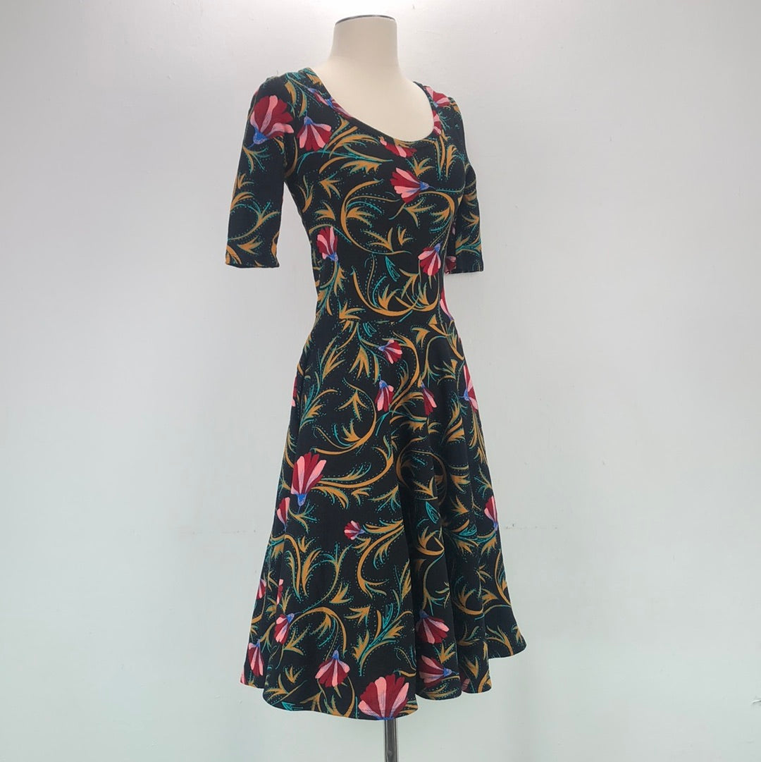 vestido de flores LULAROE