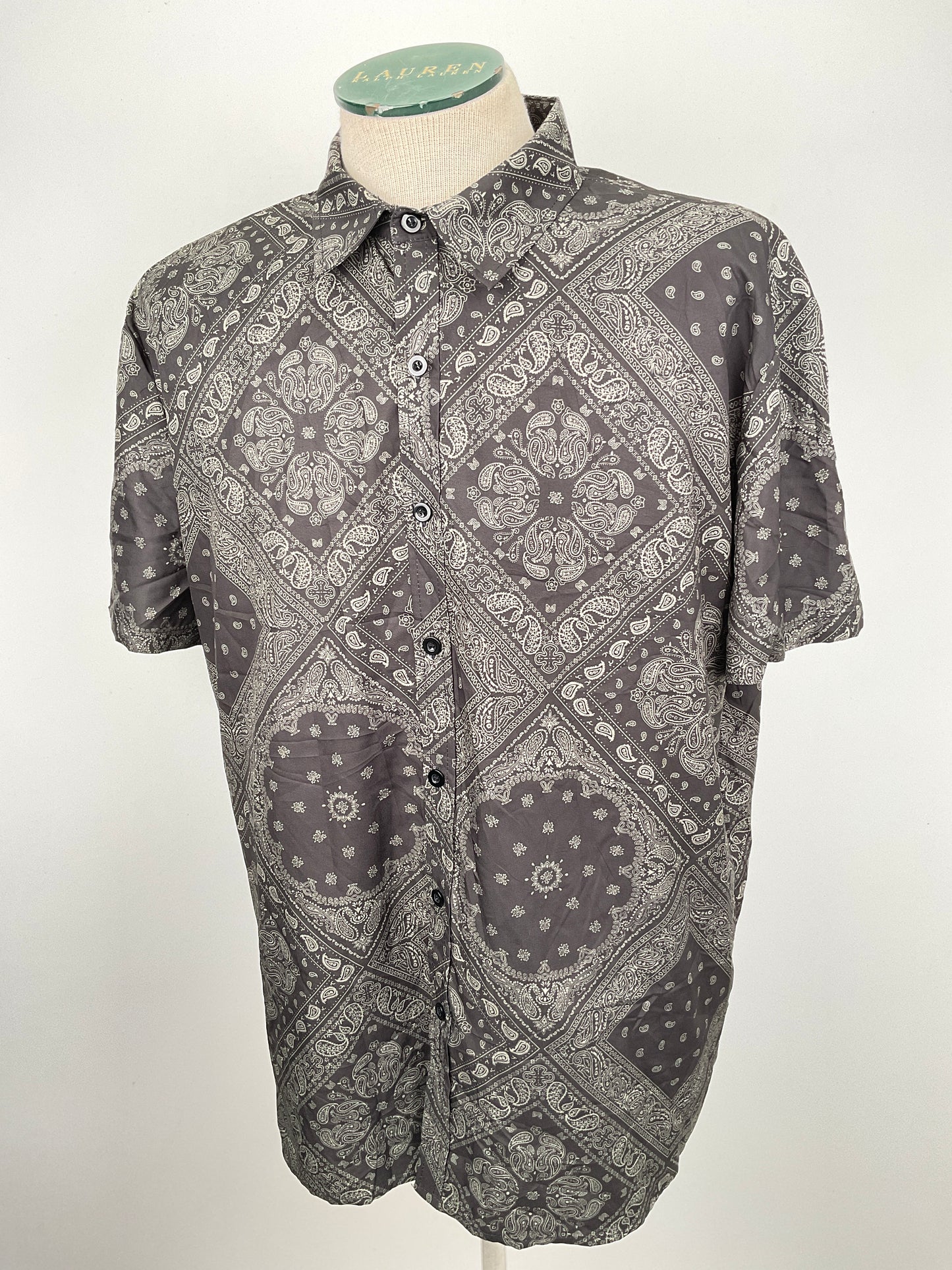 Camisa Negro Floral Variangis