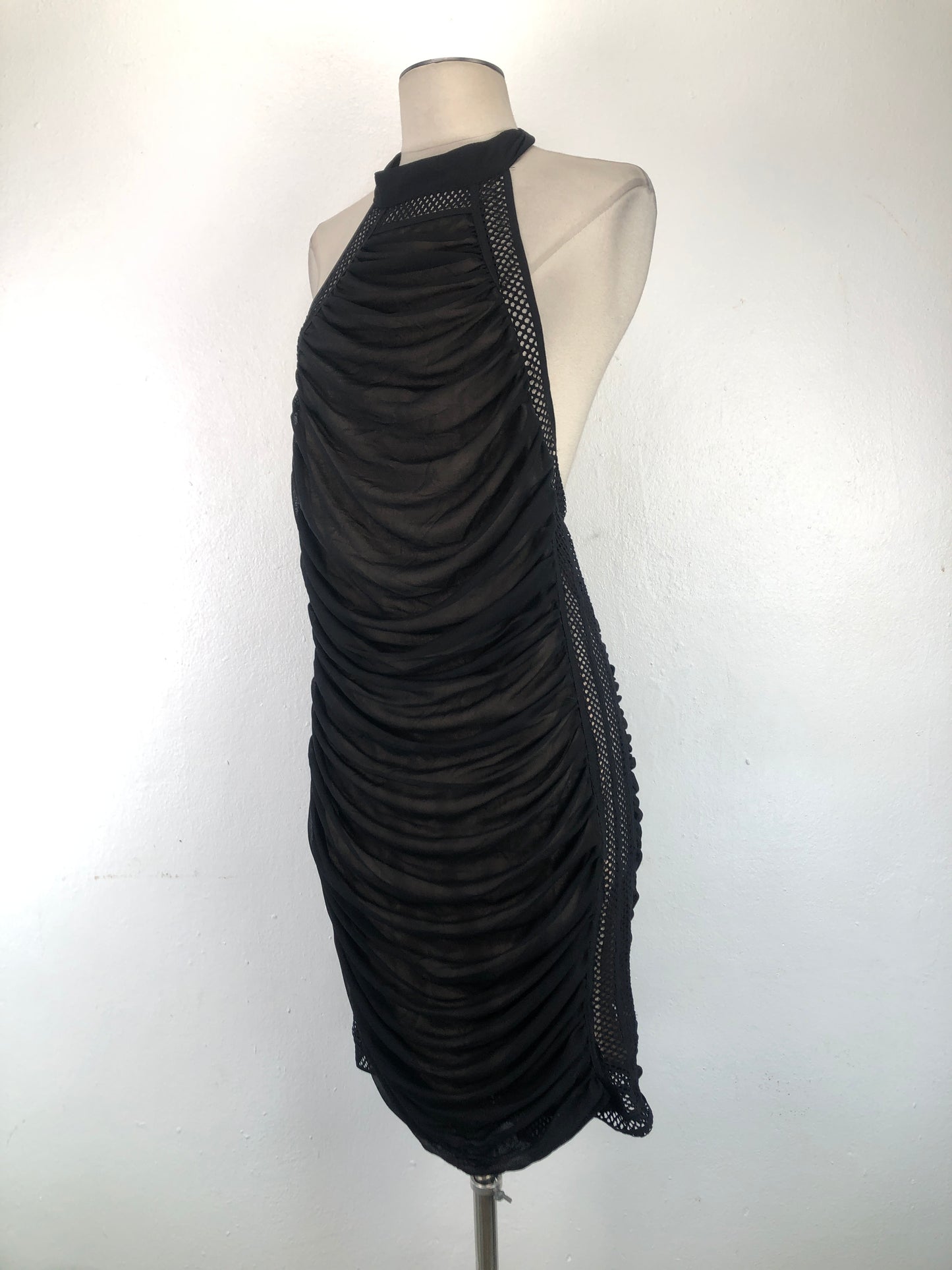 Vestido Negro Fashion Nova