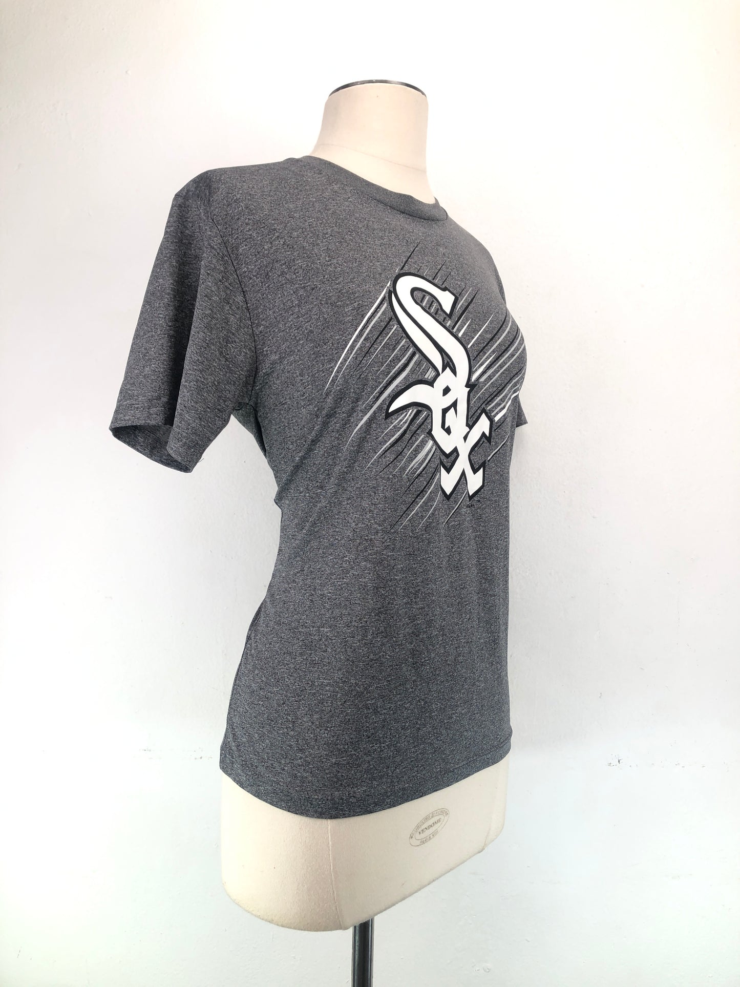 Camiseta Gris Stitcches