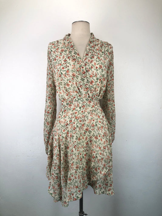 Vestido Crema Floral Into