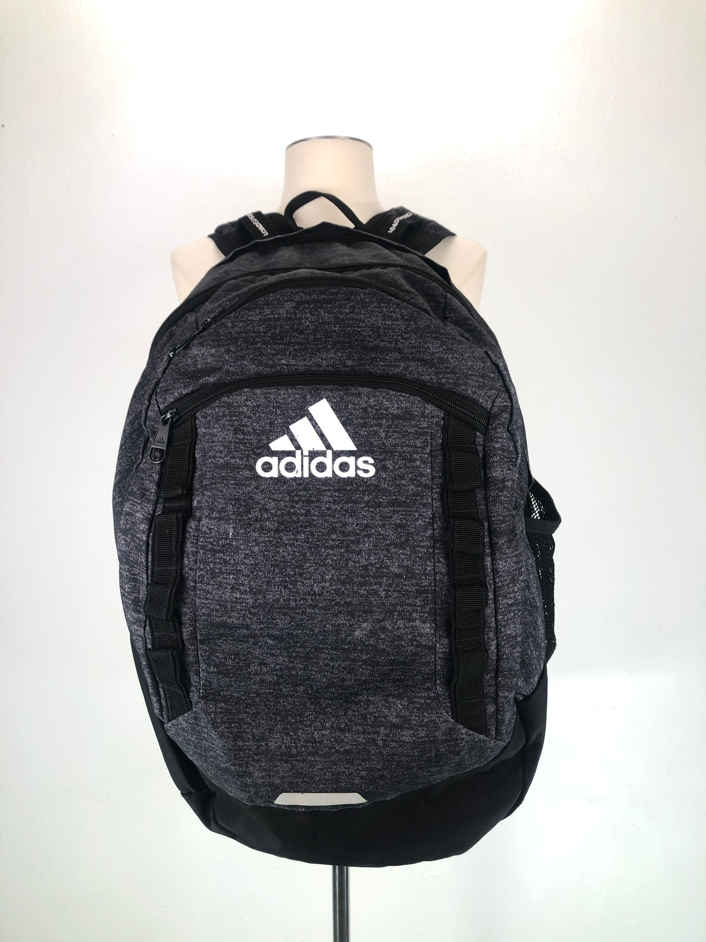Mochila Gris Adidas