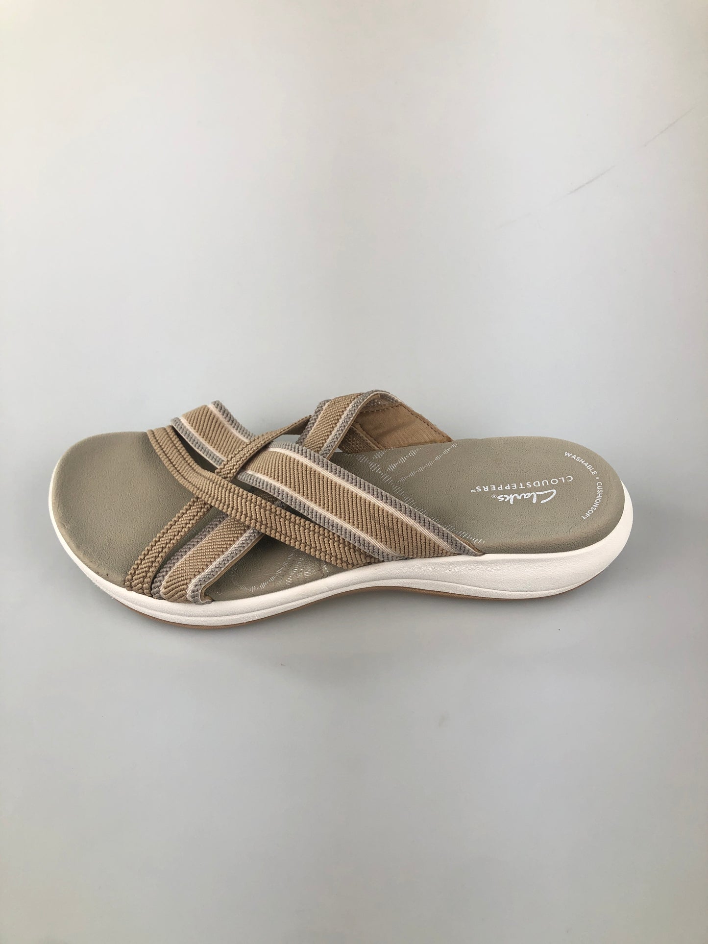 Sandalia Crema Clarks